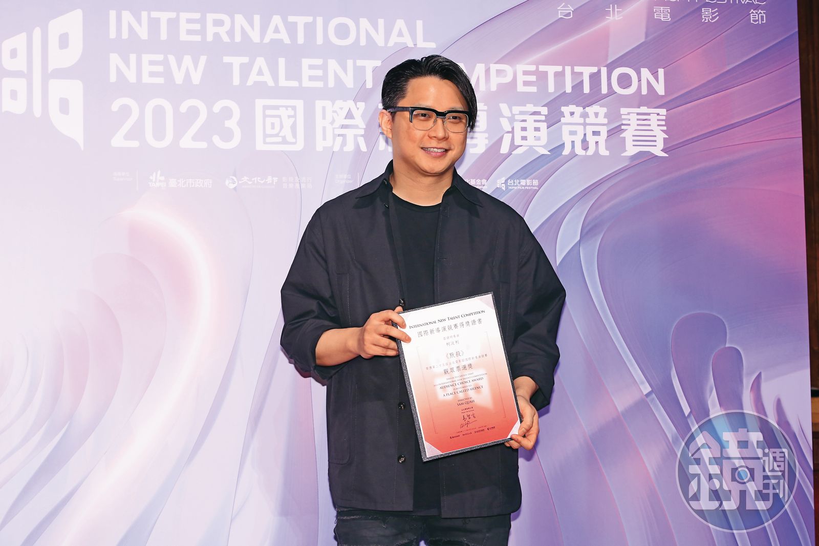 柯汶利是近年竄起的新銳導演，張鈞甯用盡人脈幫他找資源