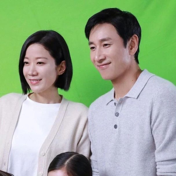 李善均與老婆田慧振愛情長跑7年於2009年結婚，是著名銀色夫妻。（翻攝李善均INS）