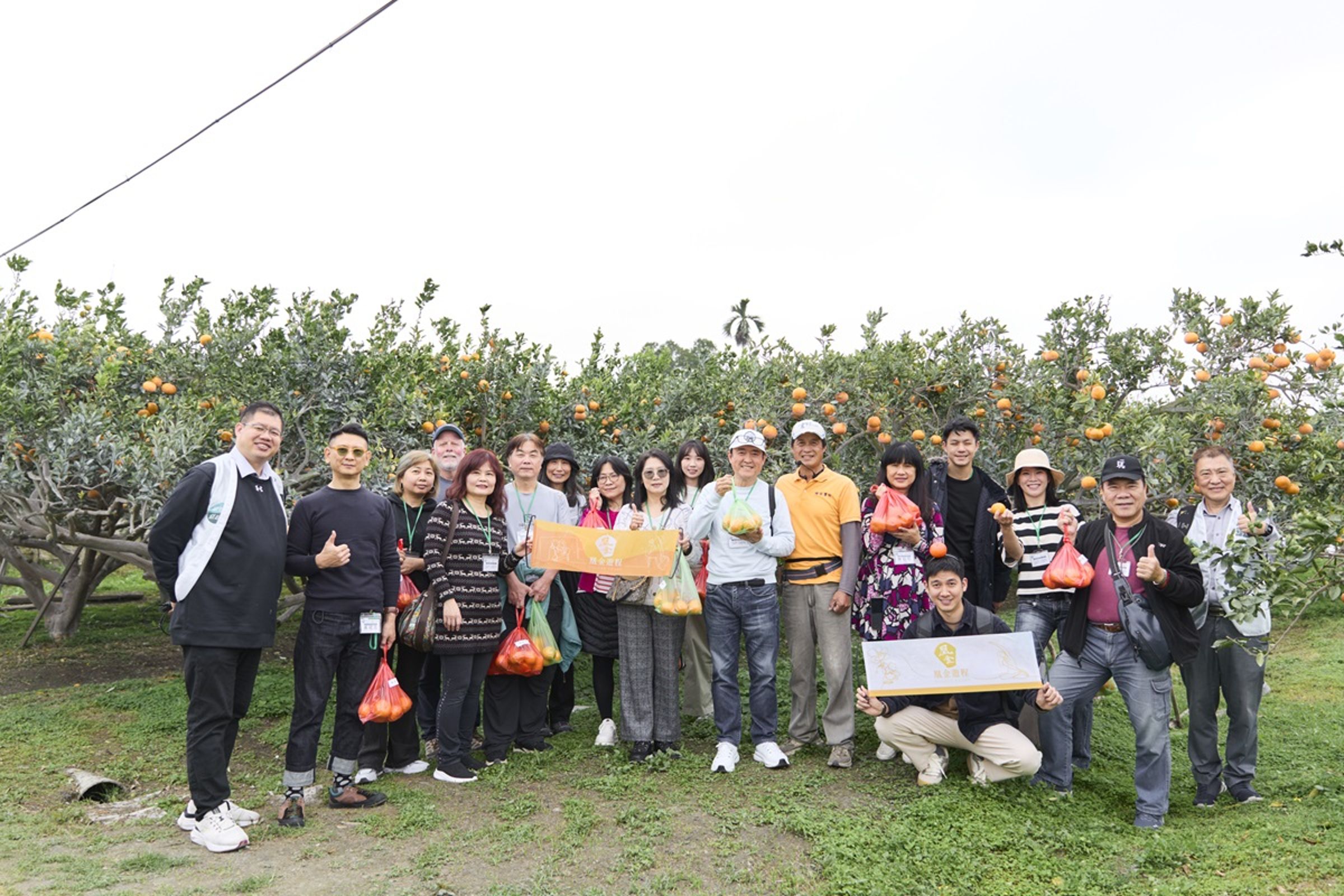 ▲邀請藝人網紅及媒體踩線 體驗樂齡遊程專屬魅力