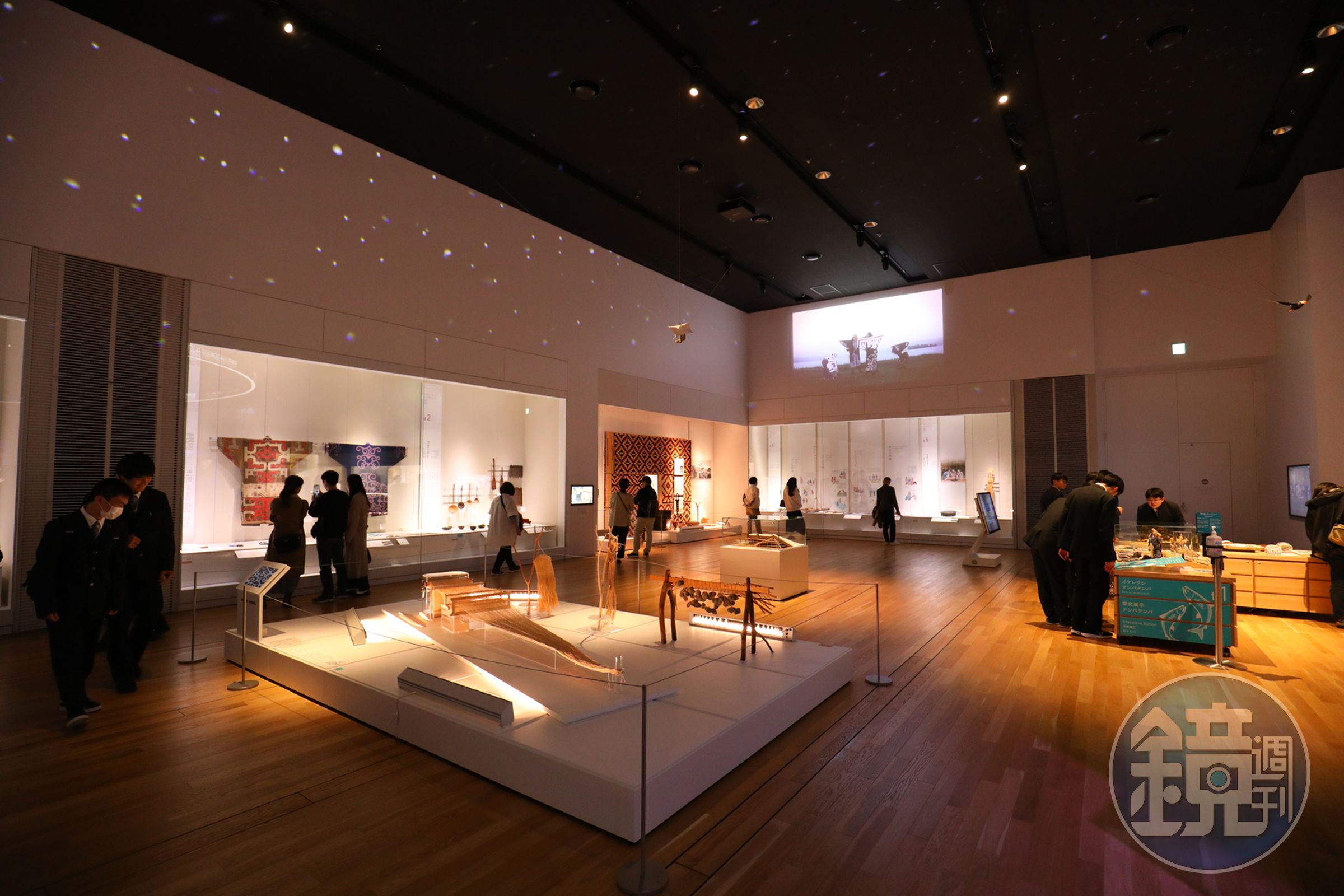 博物館內展出服飾、謀生方式、祭典等各種愛努族文化。