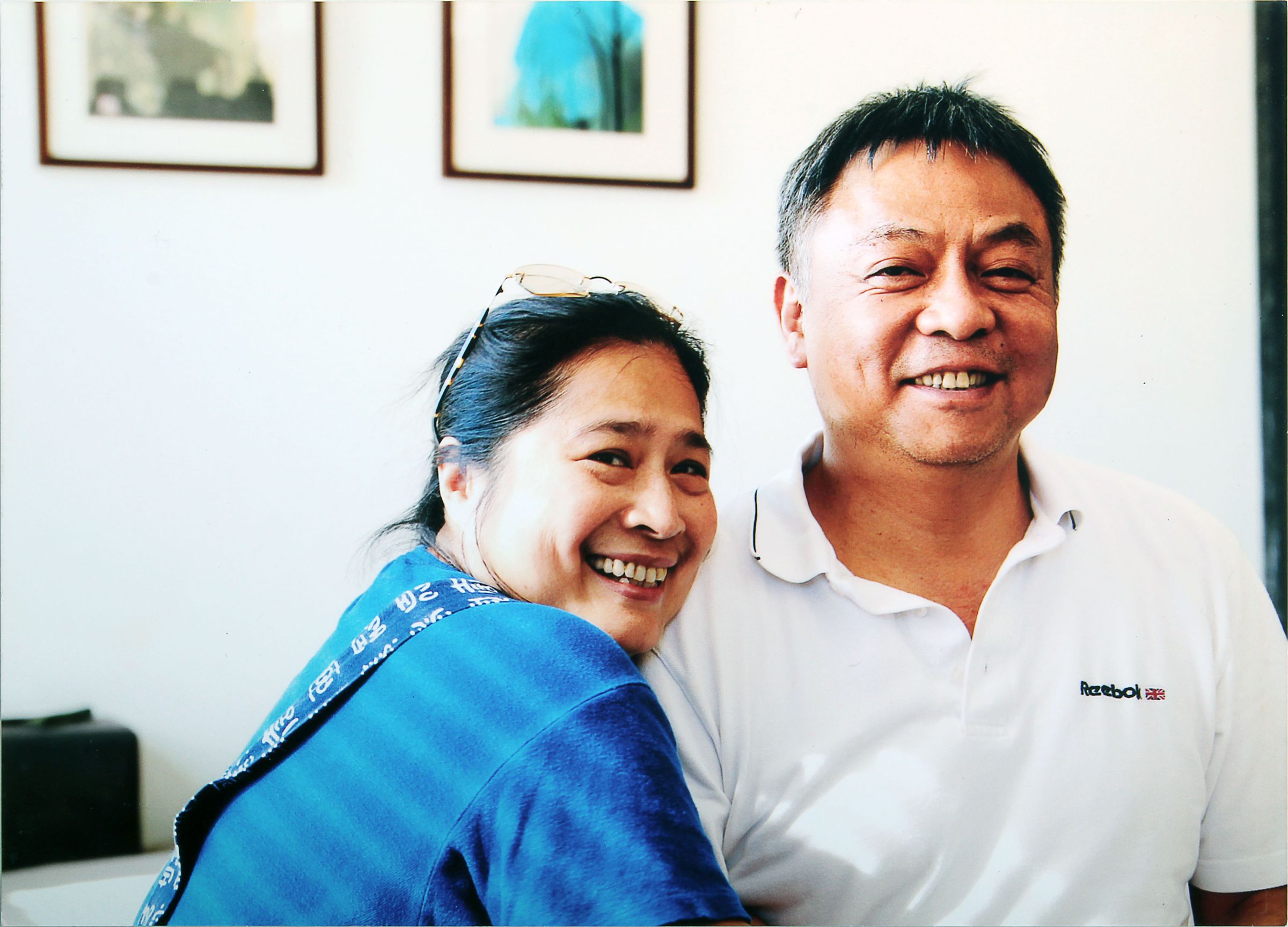 許麗美在工作上給予張再發全部支持，在大鵬科技管理處擔任資深副總。（大鵬科技提供）