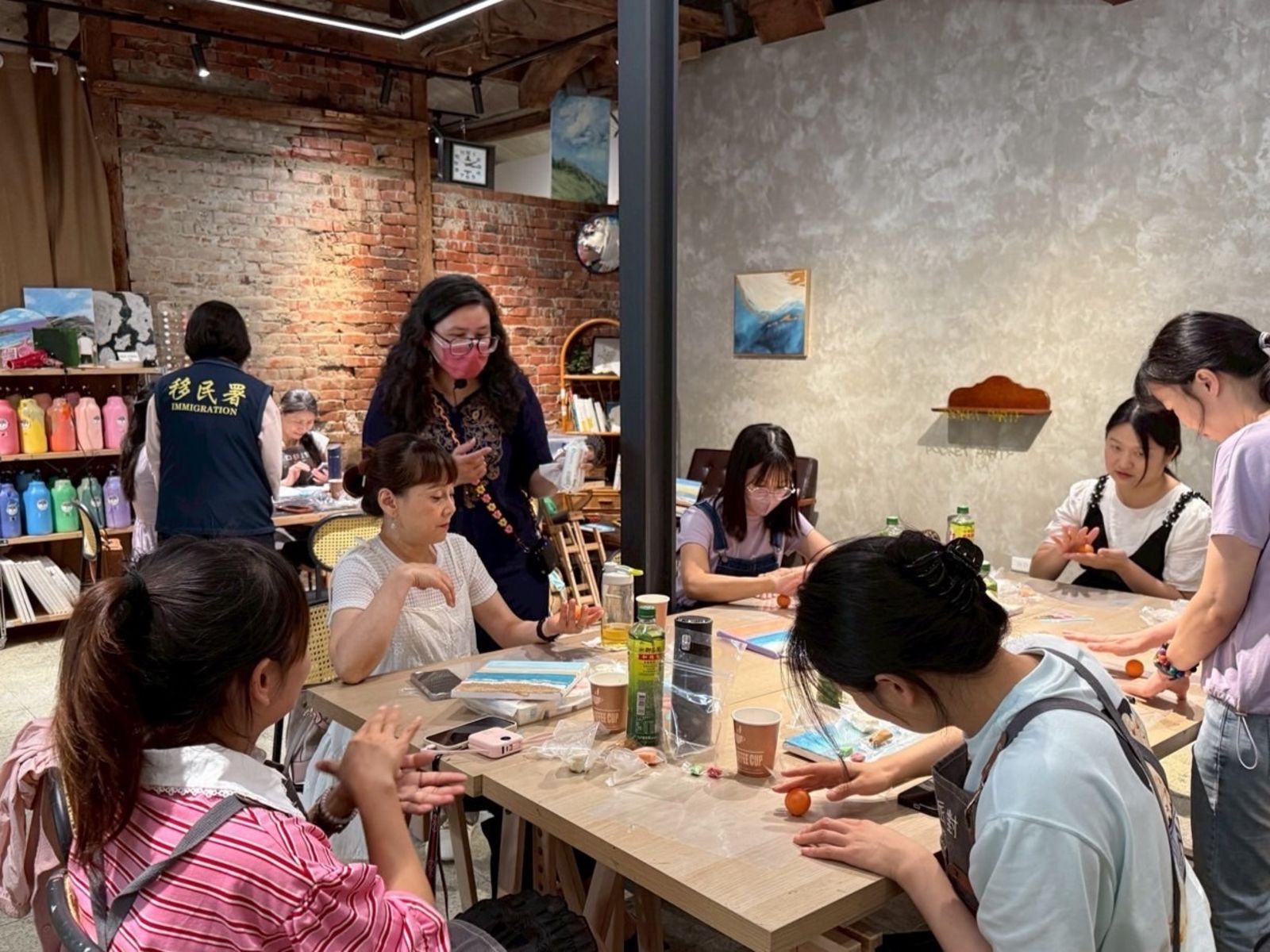 甜蜜文化交流 移民署邀新住民走進印度神話世界