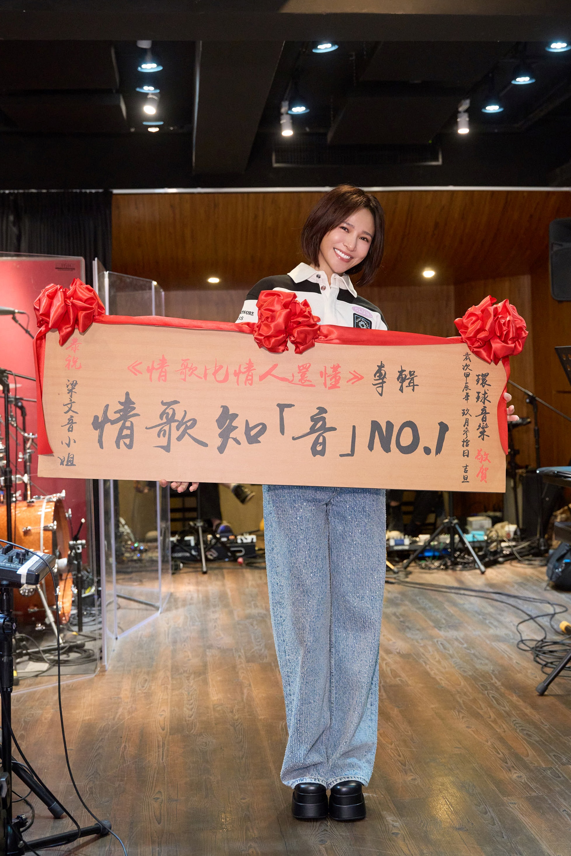 梁文音演唱會當天同時推出新專輯《情歌比情人還懂》。（環球音樂提供）