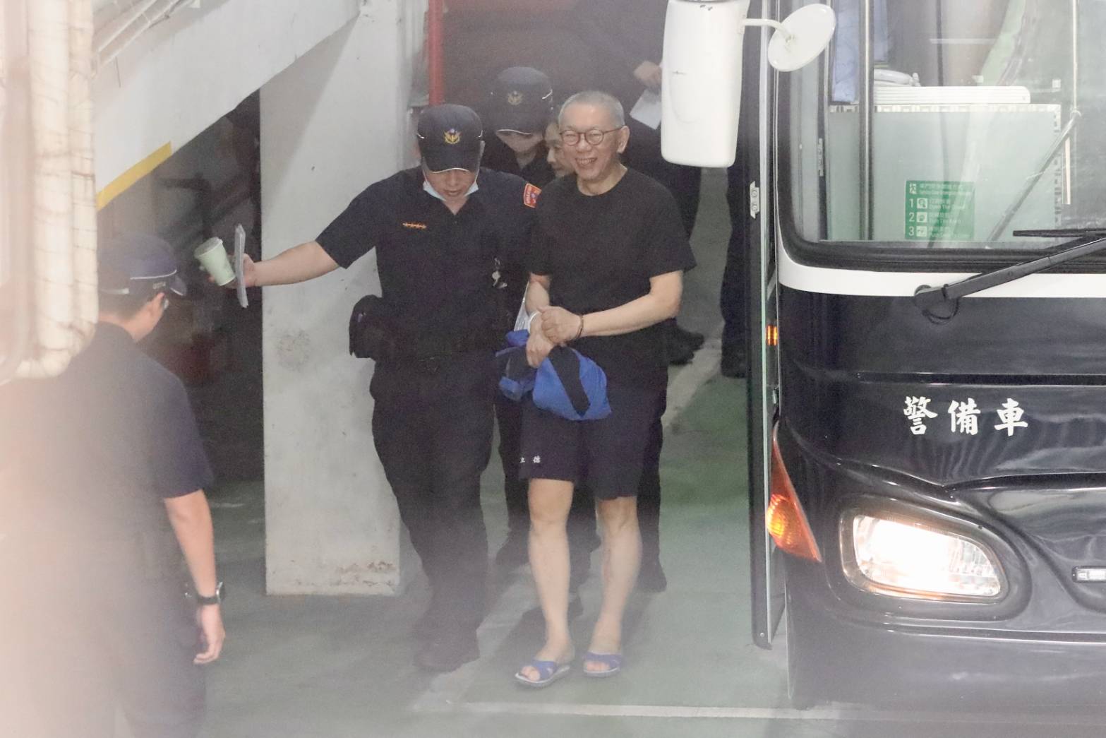 台北地院今（2日）傳喚台北市前副市長彭振聲作證，柯文哲一再主張彭振聲是遭不正訊問才認罪。