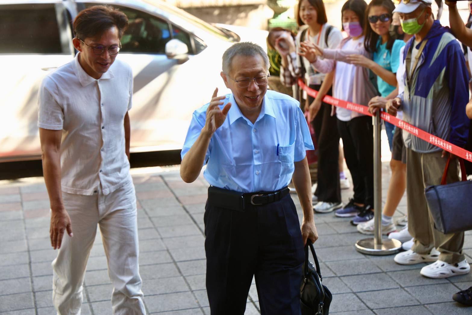 黃國昌遭控指揮狗仔跟監政偷拍政治人物，此風暴事件近日持續延燒。（鏡報林煒凱攝）