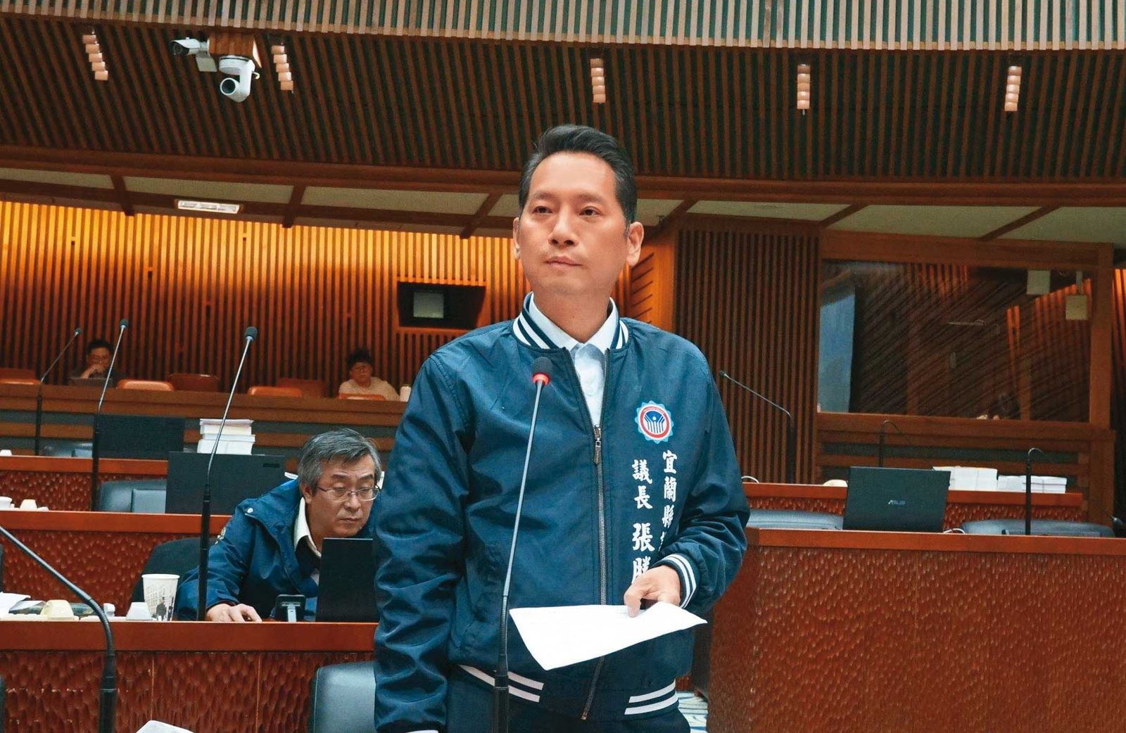 爭取宜蘭縣長提名的張勝德，家族政治實力雄厚，但營造背景讓黨內擔心成選舉未爆彈。（翻攝張勝德臉書）