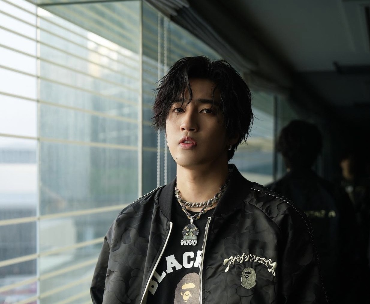 婁峻碩除了個人事業，也是團體五堅情一員。（翻攝自婁峻碩IG）