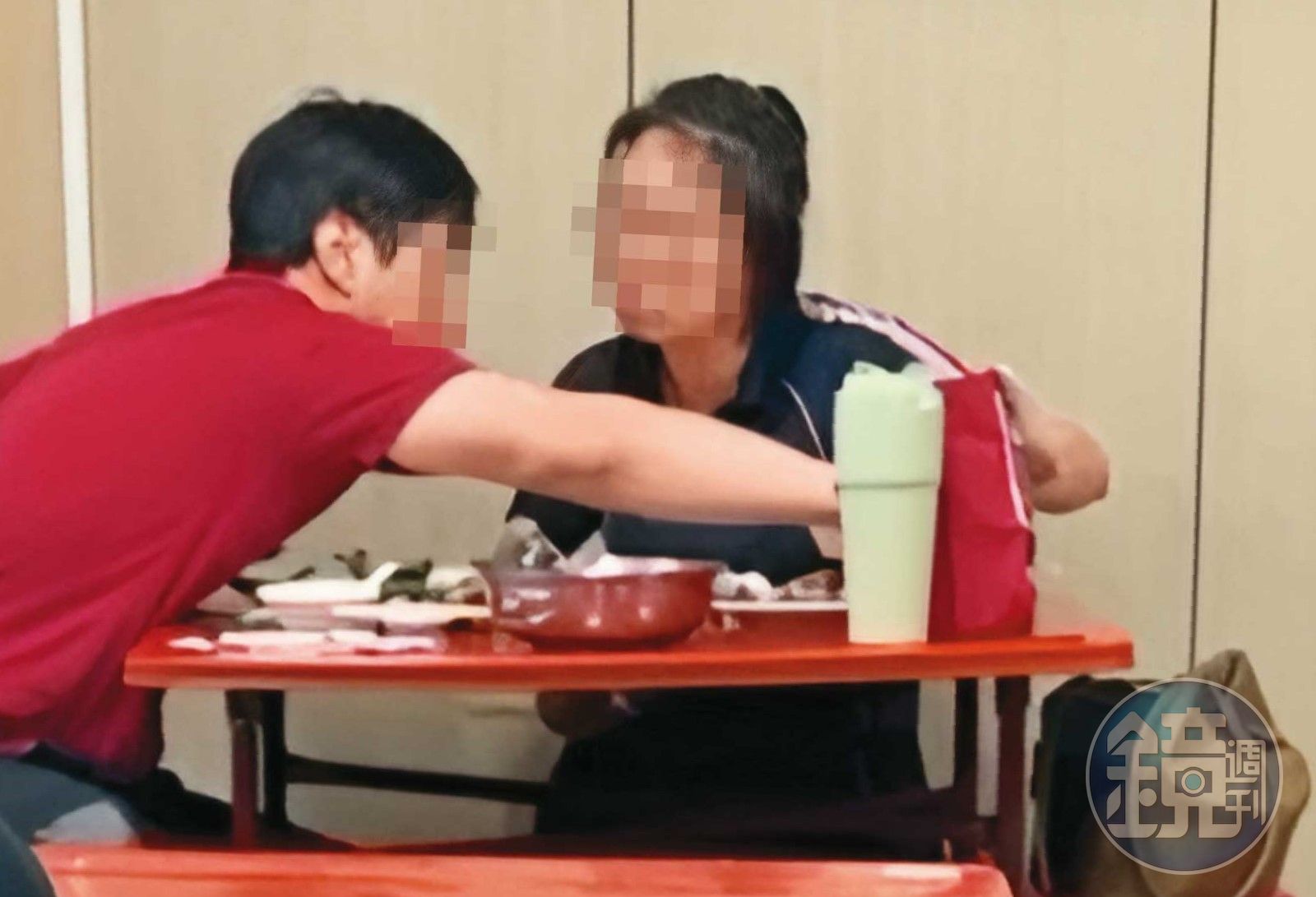 政風主任遛小三/上班時間幽會頻入香閨 台中政風主任遭爆偷情女法助