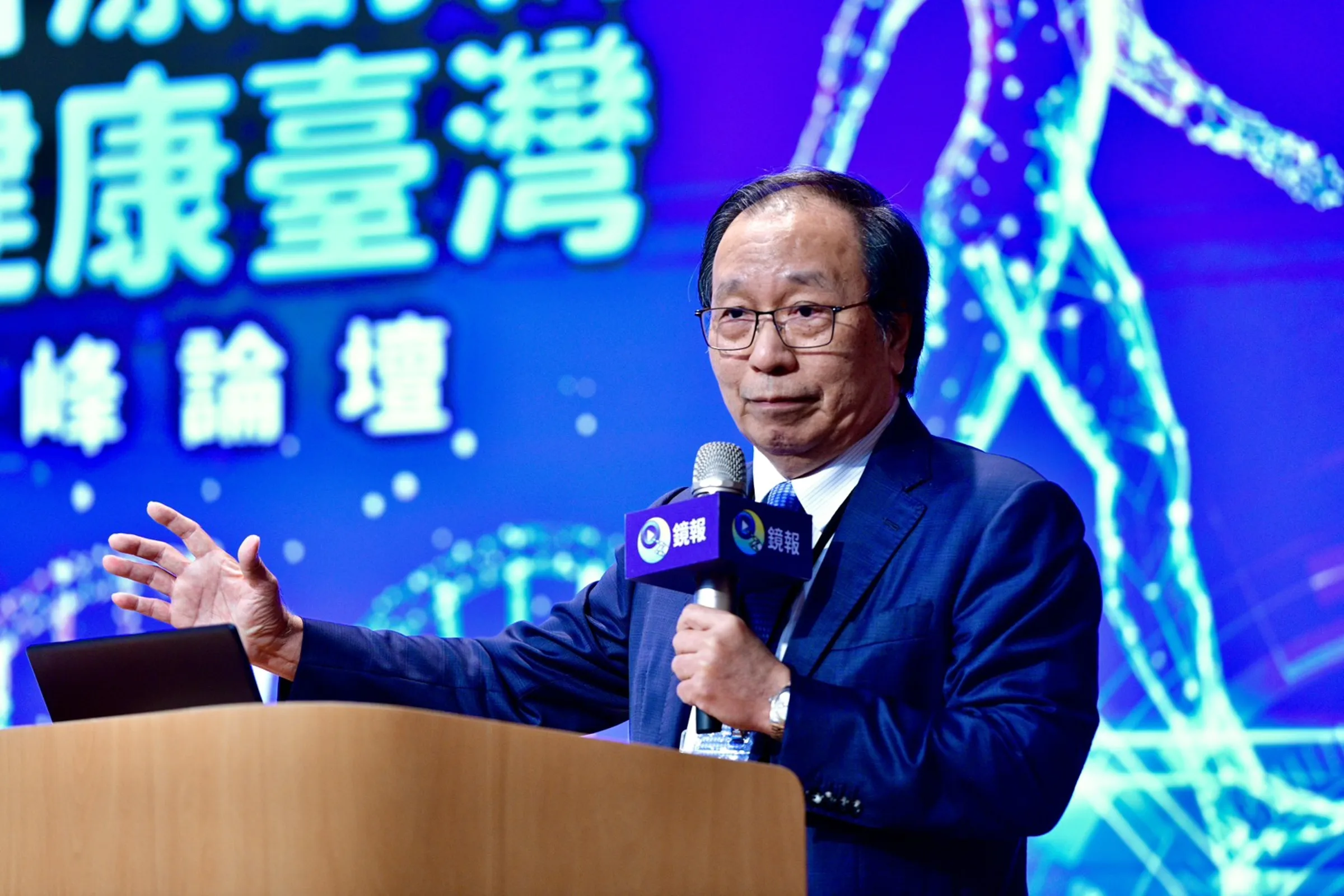 總統府健康台灣推動委員會副召集人陳志鴻強調，健康台灣需要全民參與、公私合作。（鏡報李鍾泉、李智為攝）