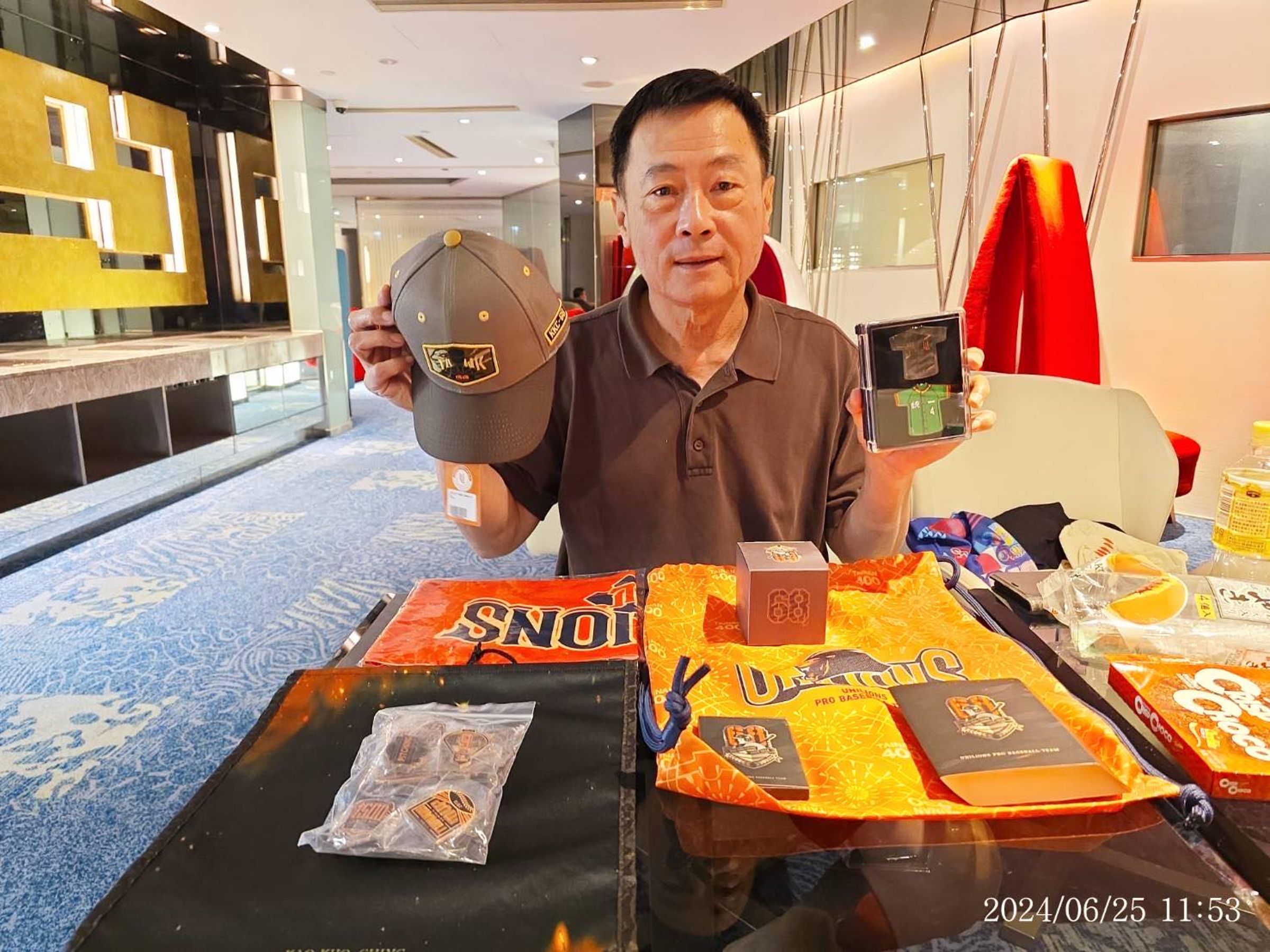 曾效力中職統一7-ELEVEn獅隊,後擔任統一總教練的「飛總」呂文生,將在CPB球隊執教鞭。(翻攝自呂文生臉書)