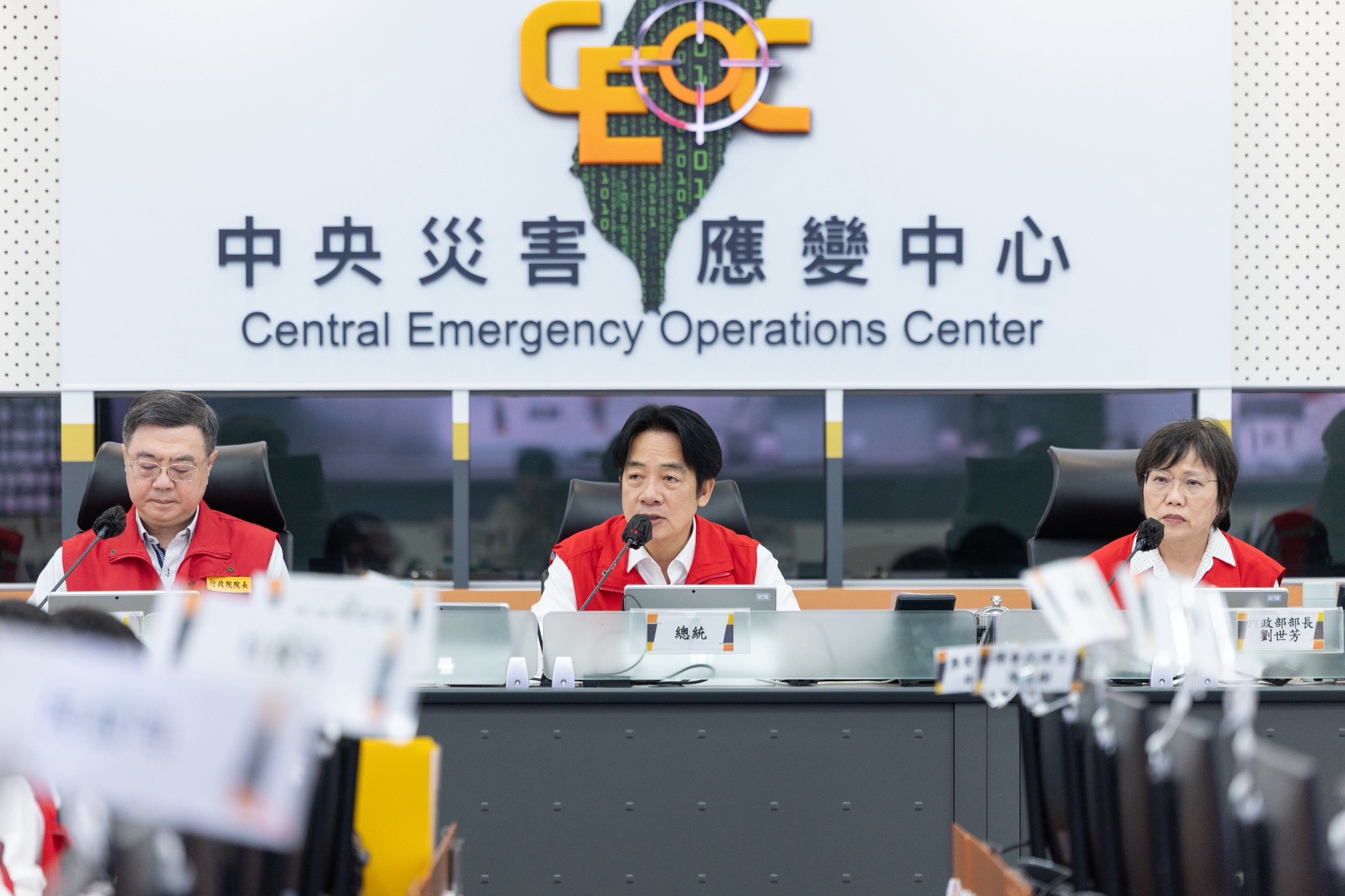 總統賴清德今po文表示，「當前首要之務，就是尋找失聯國人、救出受困民眾」。（翻攝自賴清德臉書）