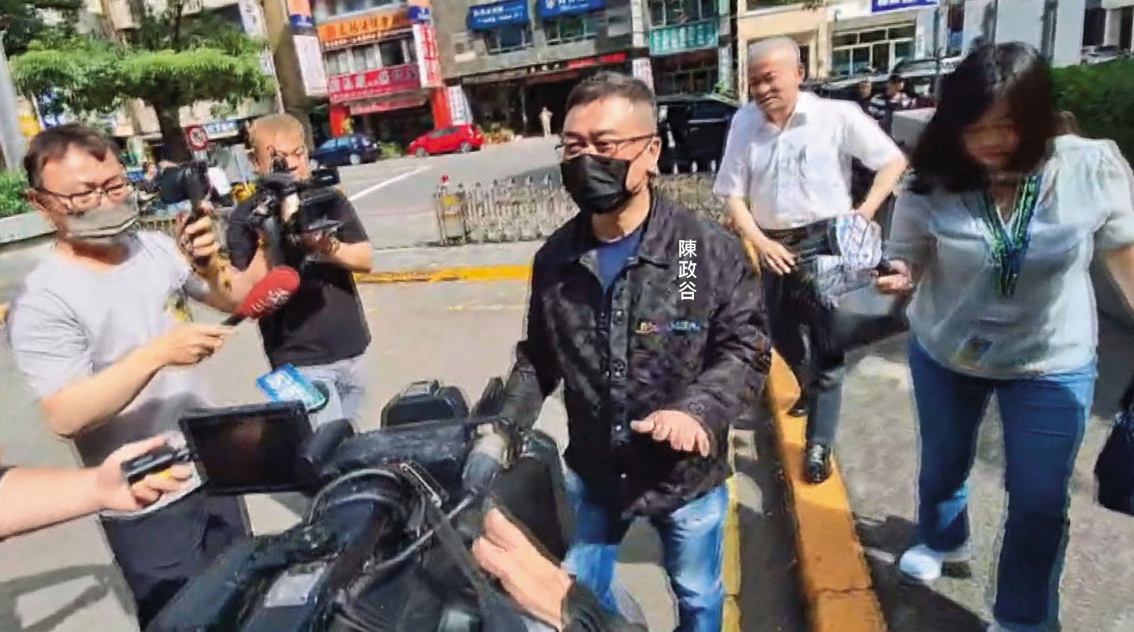 徐培菁涉嫌博弈教父陳政谷 博弈洗錢案,陳政谷關押至台中看守所將屆滿1年。(鏡新聞提供)
