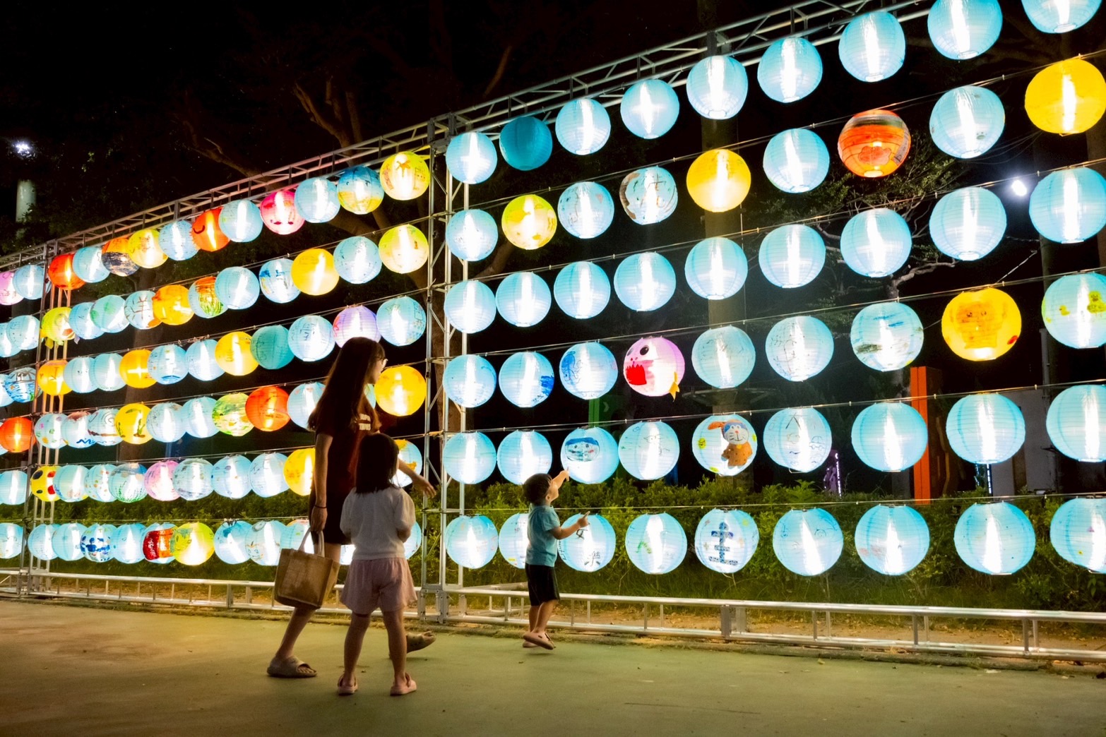 苗栗縣苑裡一年一度的「鬼門關夜市」將於9月20日登場。（翻攝自苑裡鎮長 劉育育粉絲專頁）