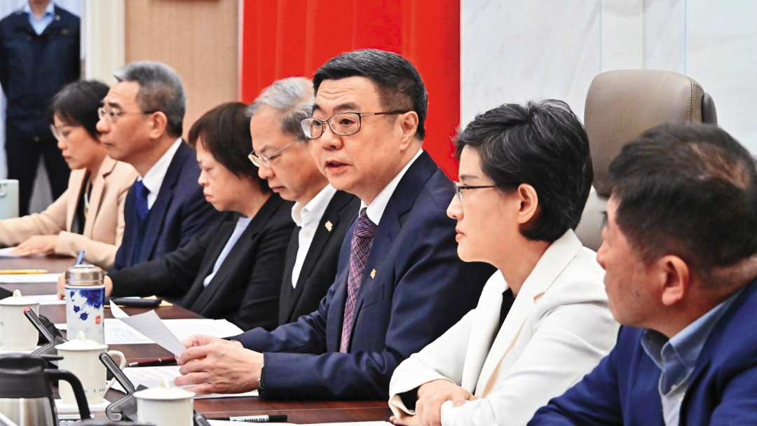 儘管有行政立法協調會議這個平台,但兩院溝通情況仍讓綠委詬病。(行政院提供)