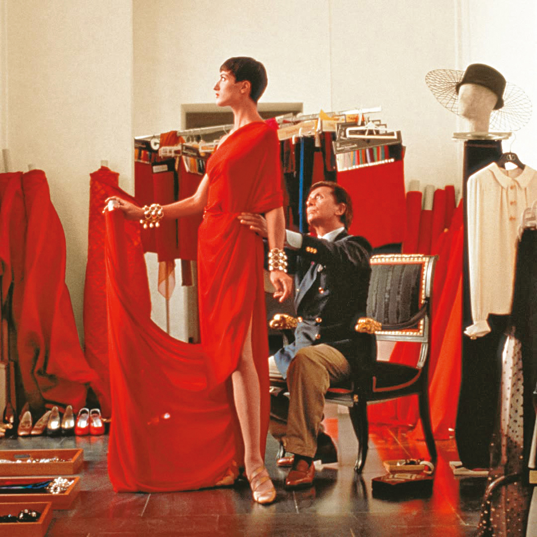 Valentino先生一手創立的Valentino Red，已獲色彩權威Pantone認可。（翻攝自realmrvalentino IG）
