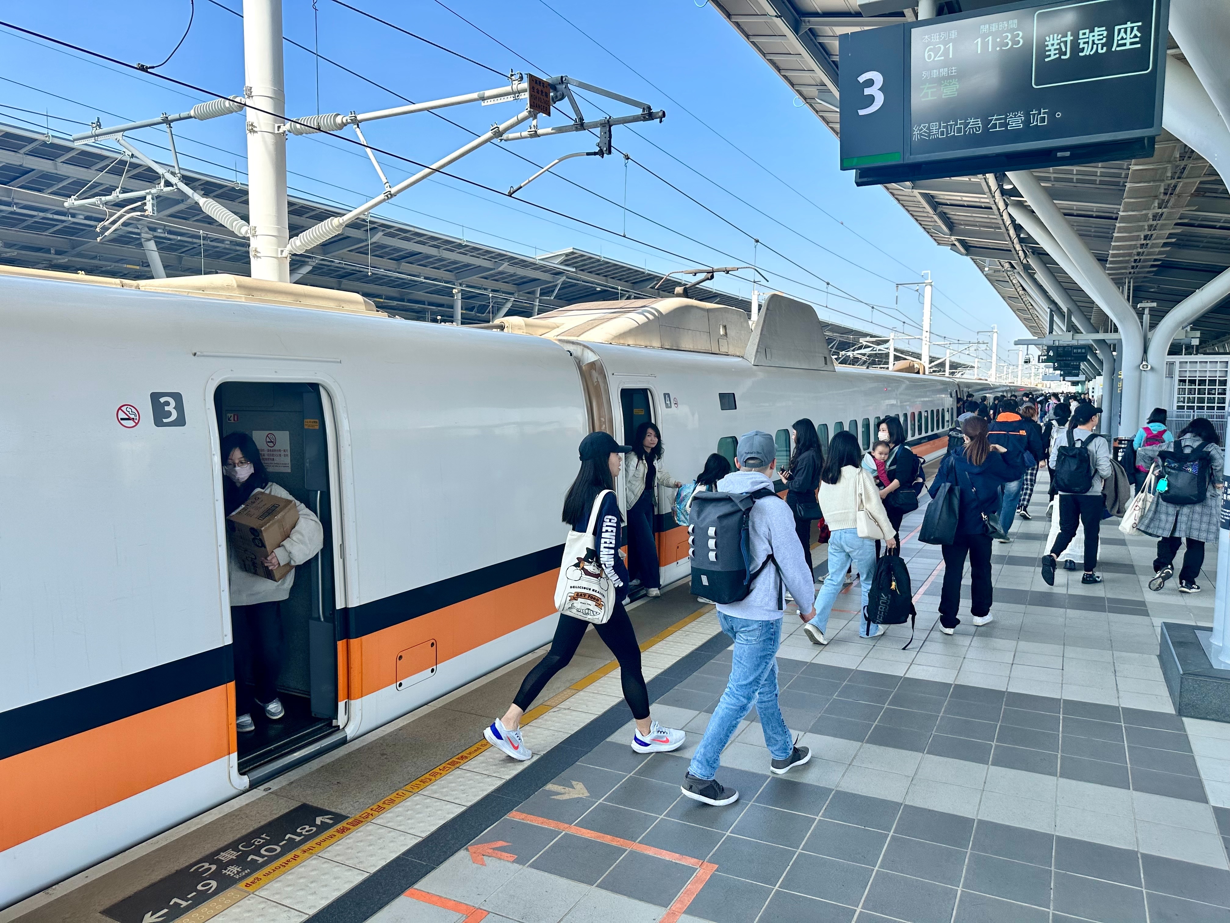高鐵證實將取消對號座乘客提前上車的彈性機制，宣導後將於11月10日實施。（本刊資料照）