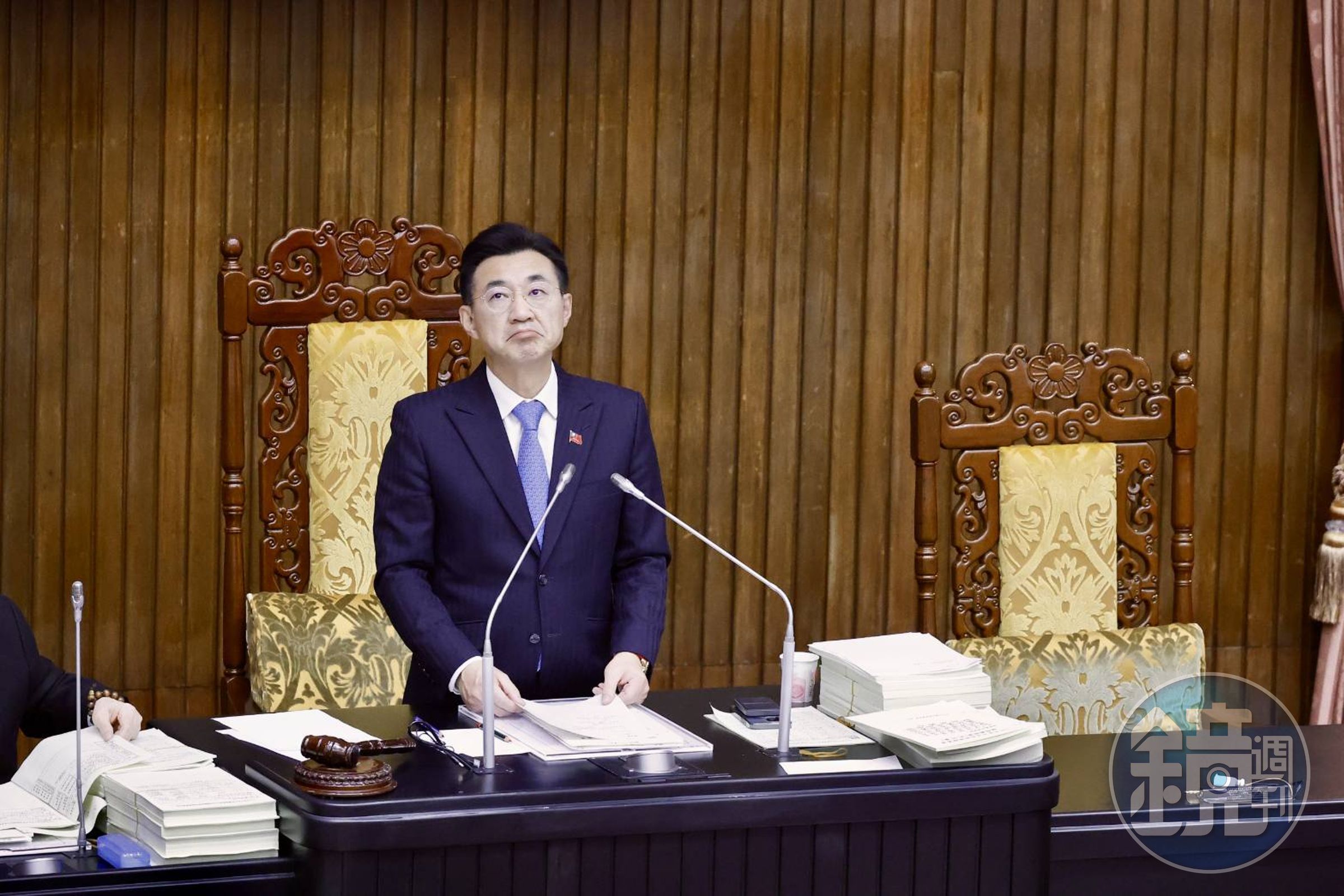 郭國文點名立法院副院長江啟臣,2021年擔任國民黨主席期間,國民黨也曾表態反對罷免加嚴,喊話國民黨「不要打臉4年前的自己!」