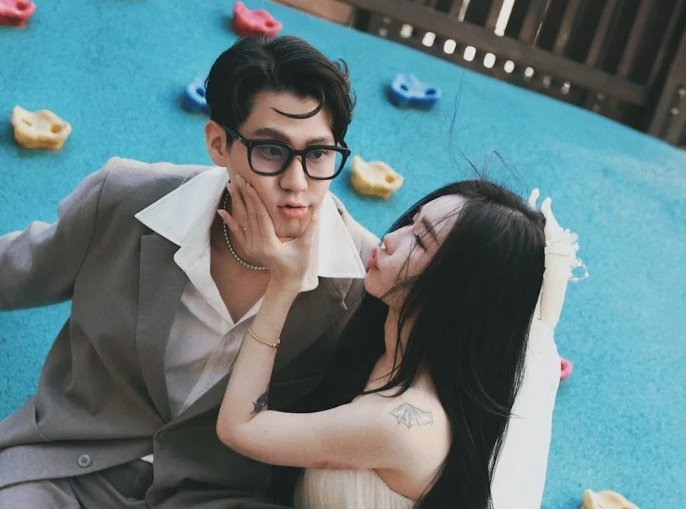 李玉璽老婆許允樂有過一段婚姻，加上兩人的年齡差距，傳出李媽媽一度持反對態度。（翻攝自李玉璽臉書）