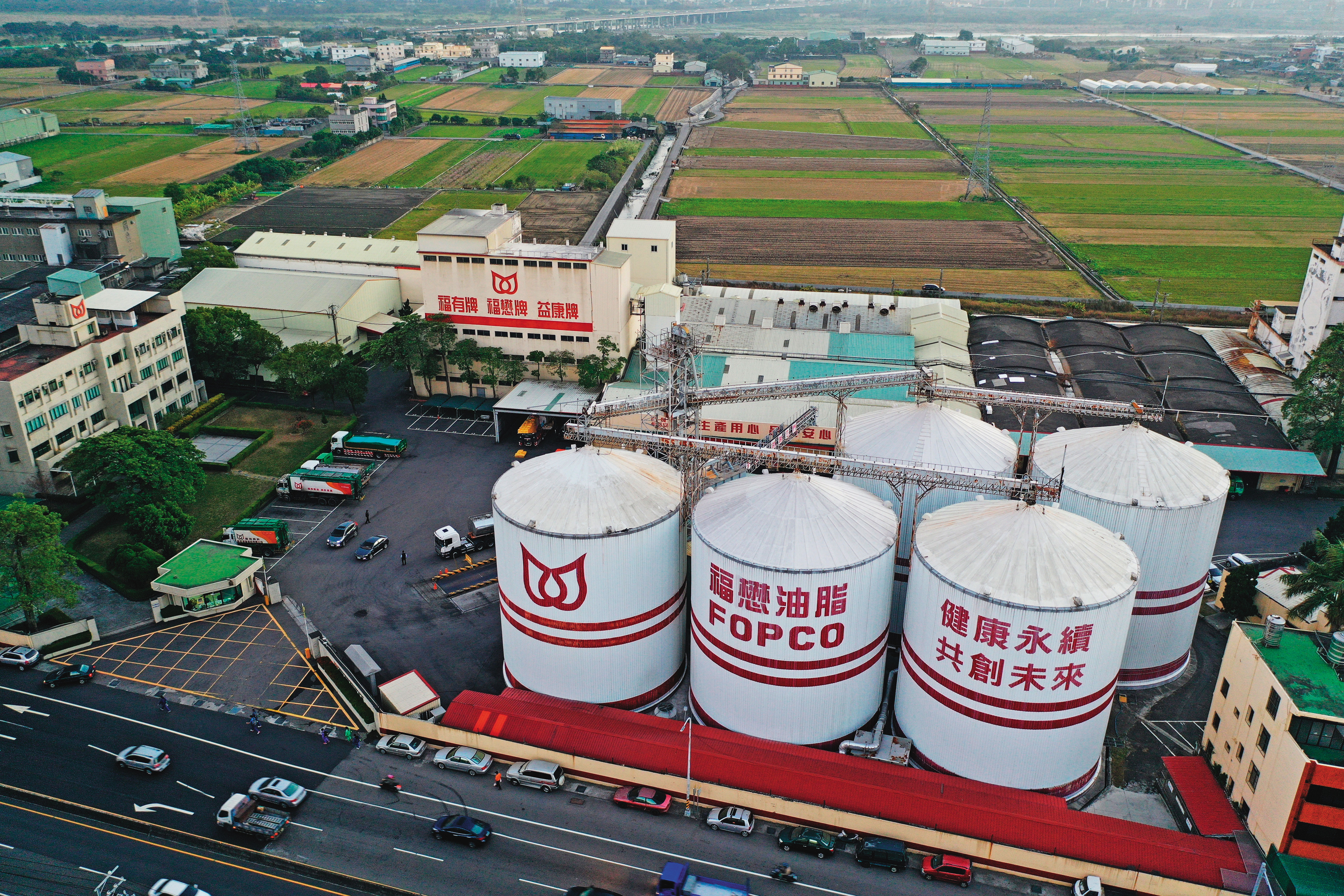 福懋油是國內第二大油脂廠，近年屢爆經營權紛爭。