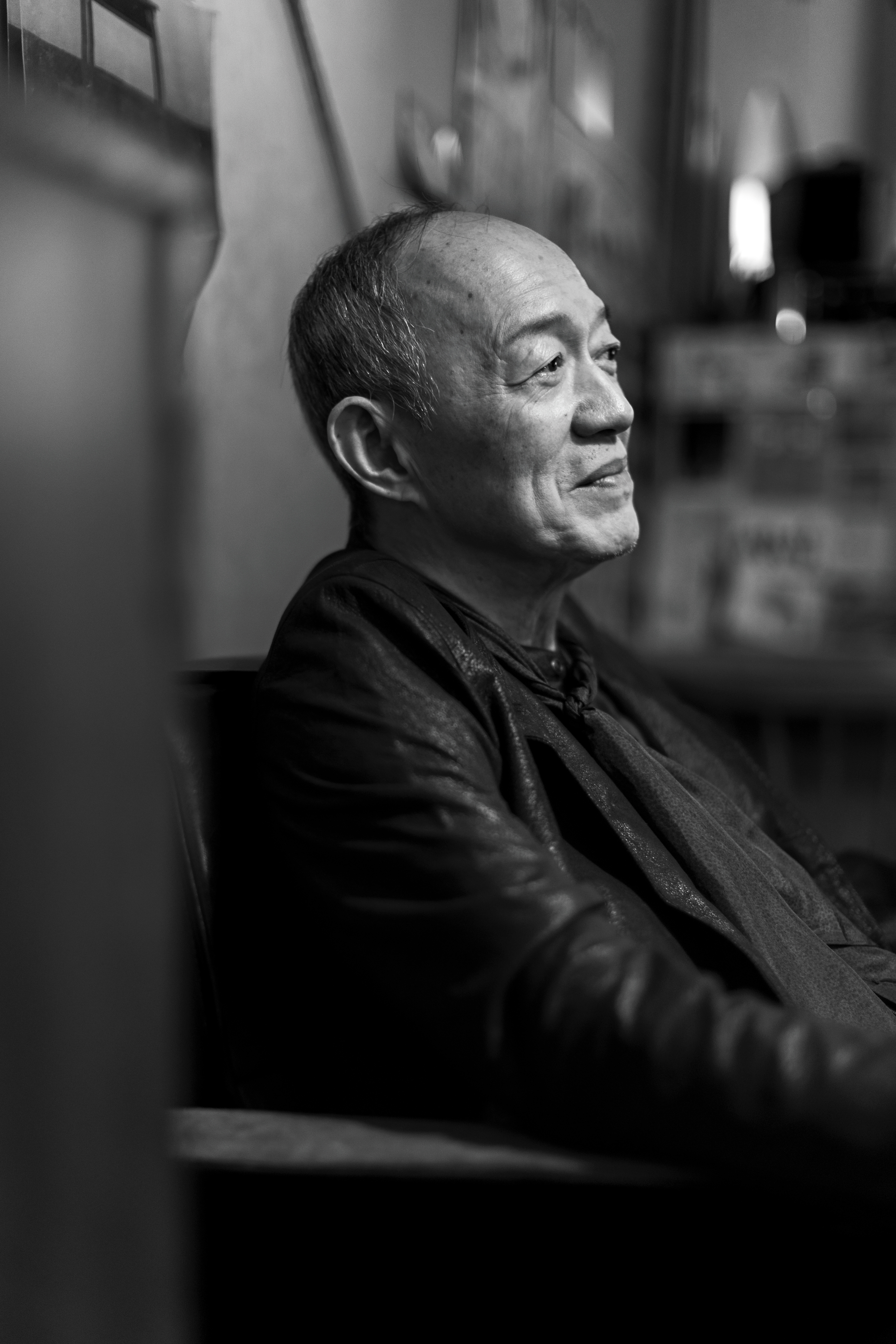 很多感受要慢慢消化。金士傑感嘆這個世界轉太快了,說有時看手機時,也會覺得訊息太多、聲音太多,很干擾人的生命。