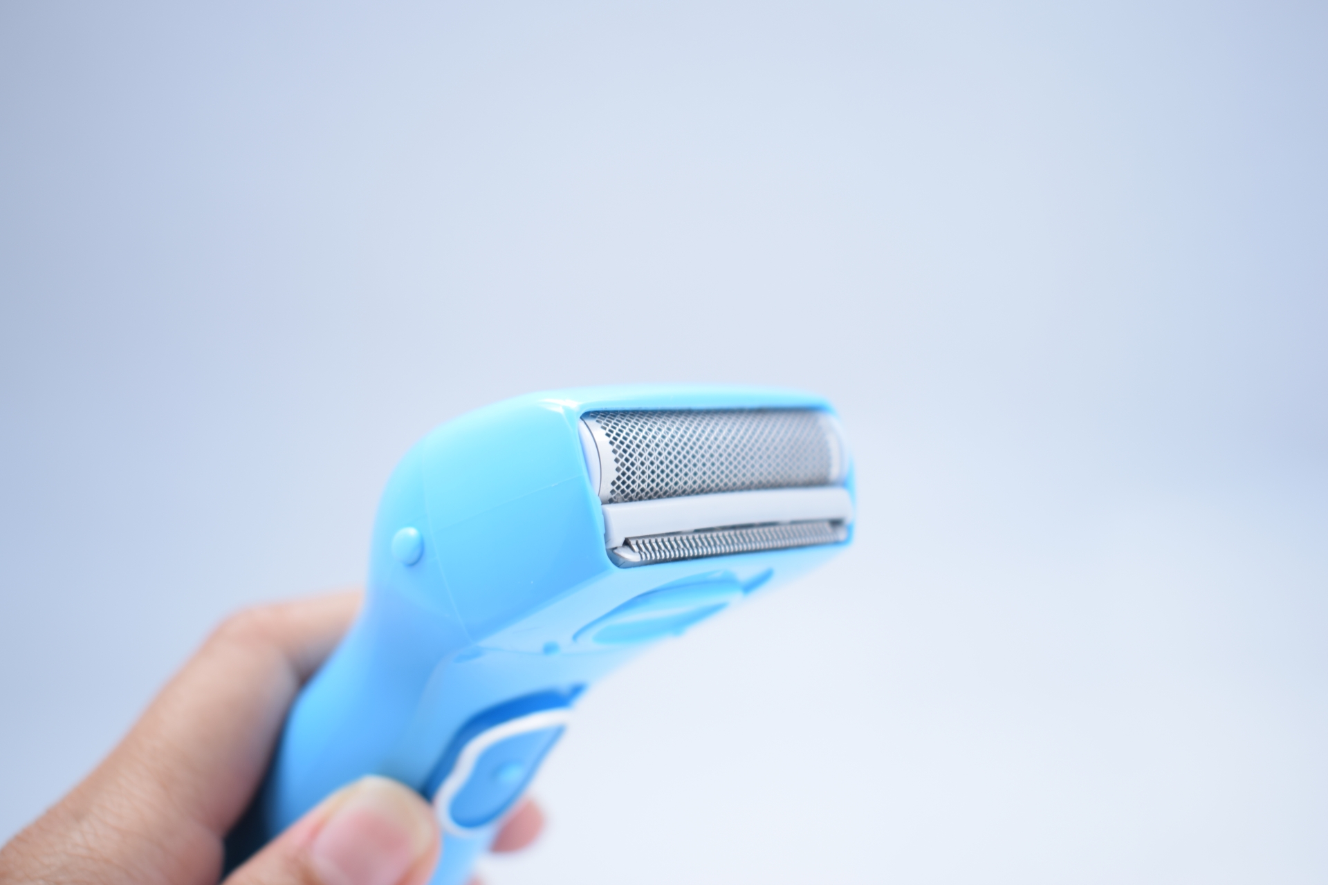 首圖：一名人妻抱怨因自己私密處全除毛，被婆婆指責會剋夫，影響子宮氣場 。（示意圖，photoAC）