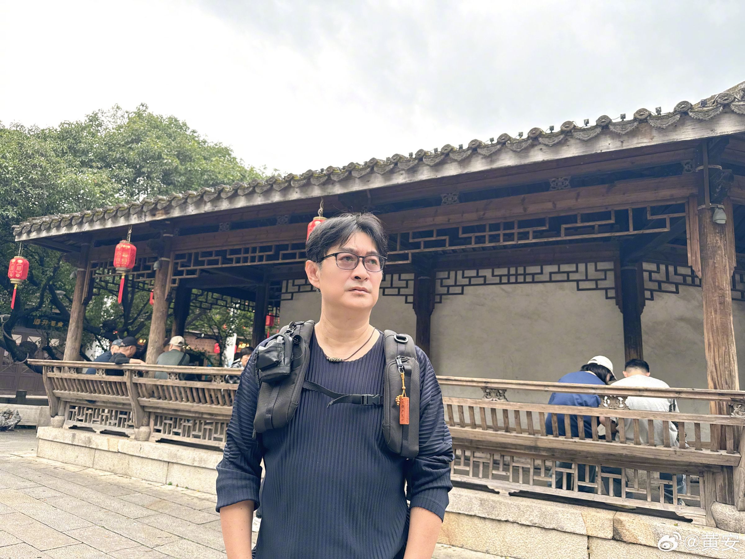 黃安昨(2日)晚剛從中國回到台灣,沒想到隔天就遇到強震。(翻攝自黃安微博)