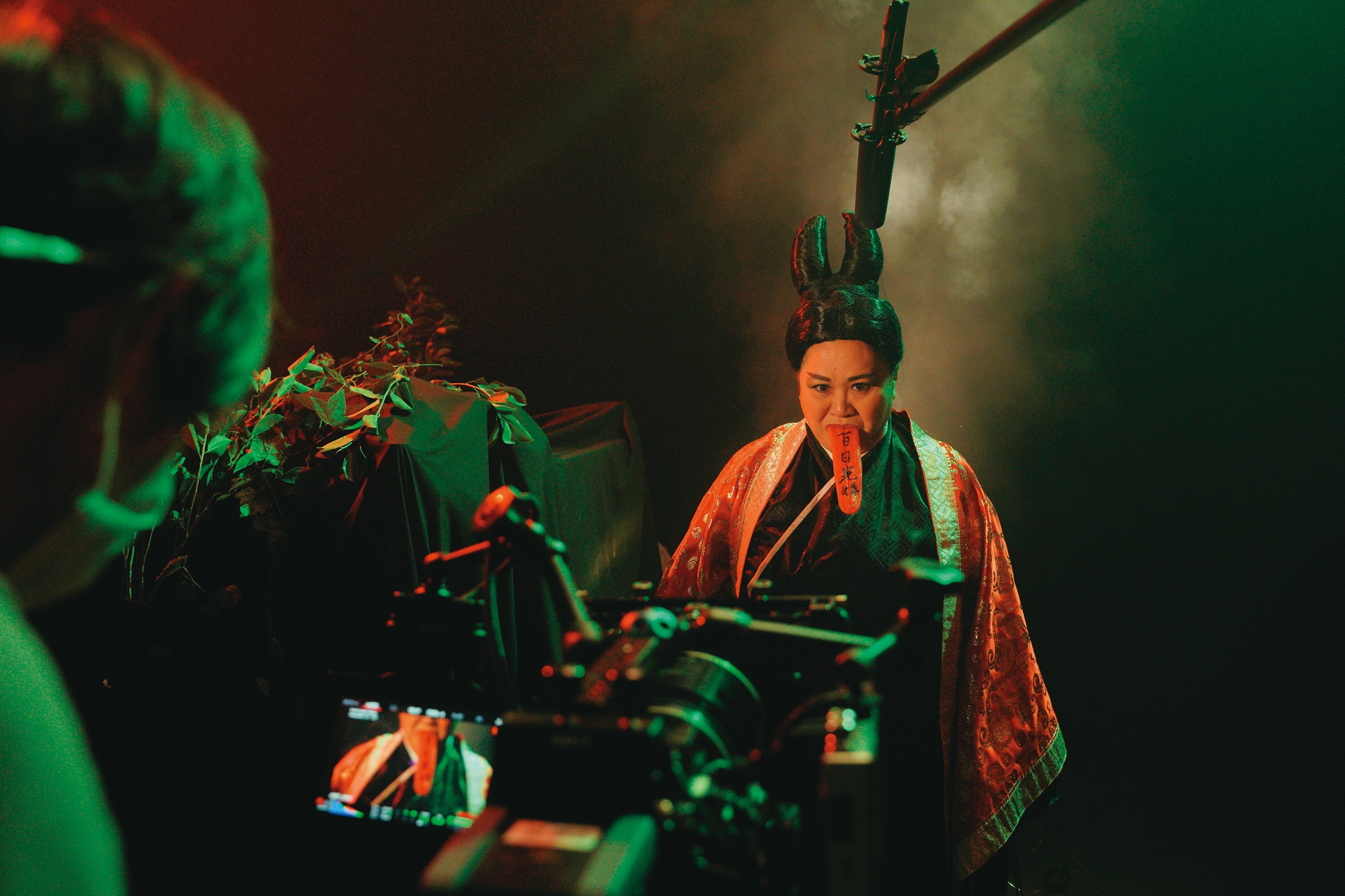 鍾欣凌cosplay各種經典角色,成為系列劇的特色。(公視提供)