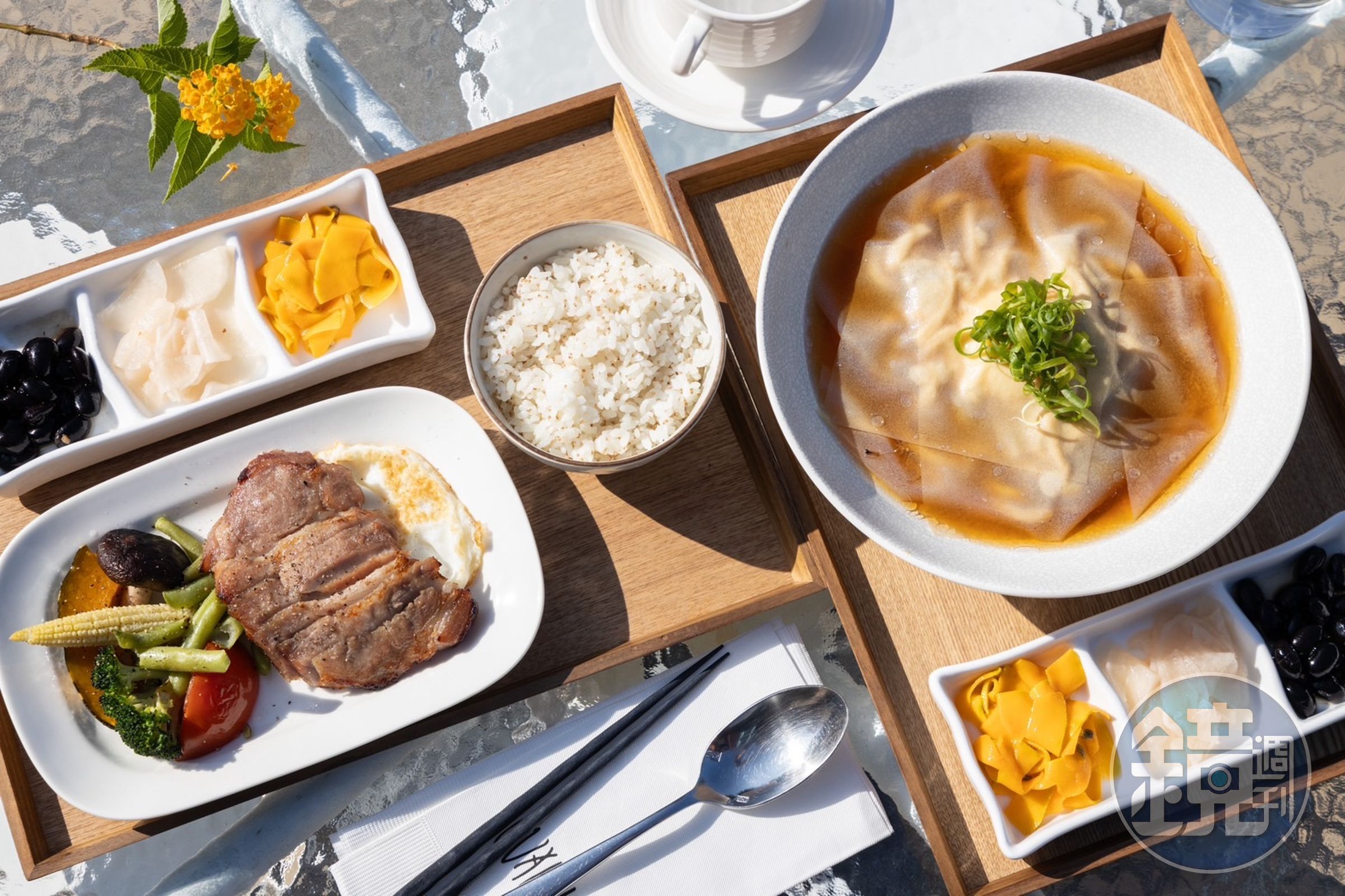 飯店一樓的「花里岸WARIYAN餐廳」提供中西式的早餐選擇。