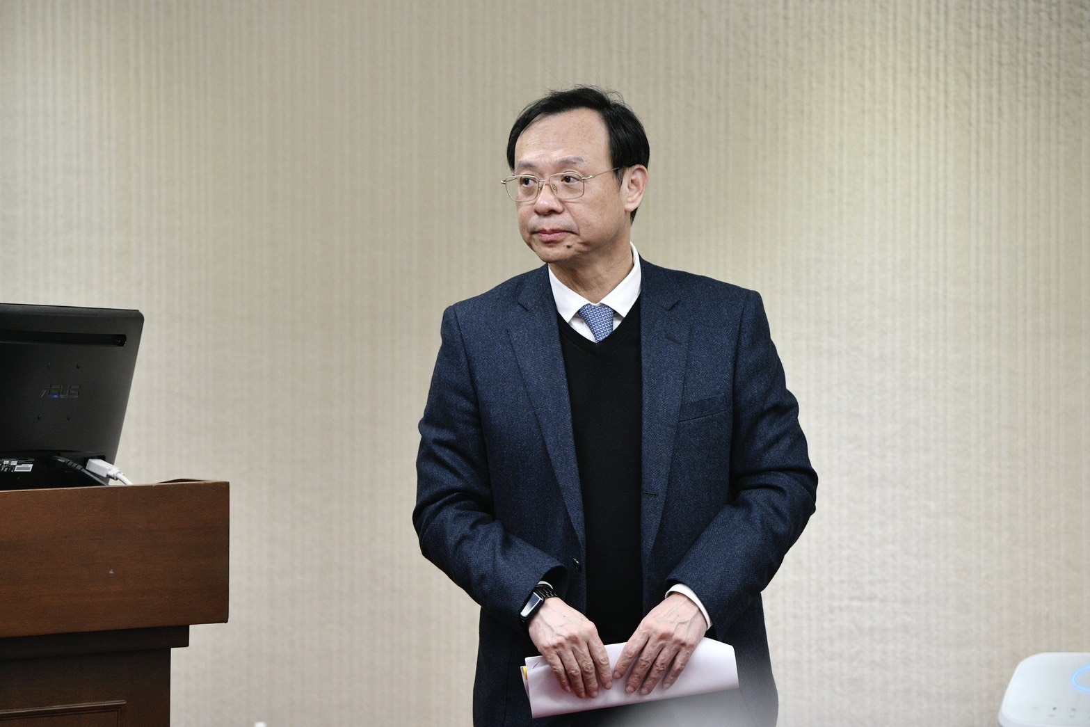 針對立委拋出瘦瘦針各種亂象，石崇良承諾，1個月內提出強化管理措施。（鏡報李智為）