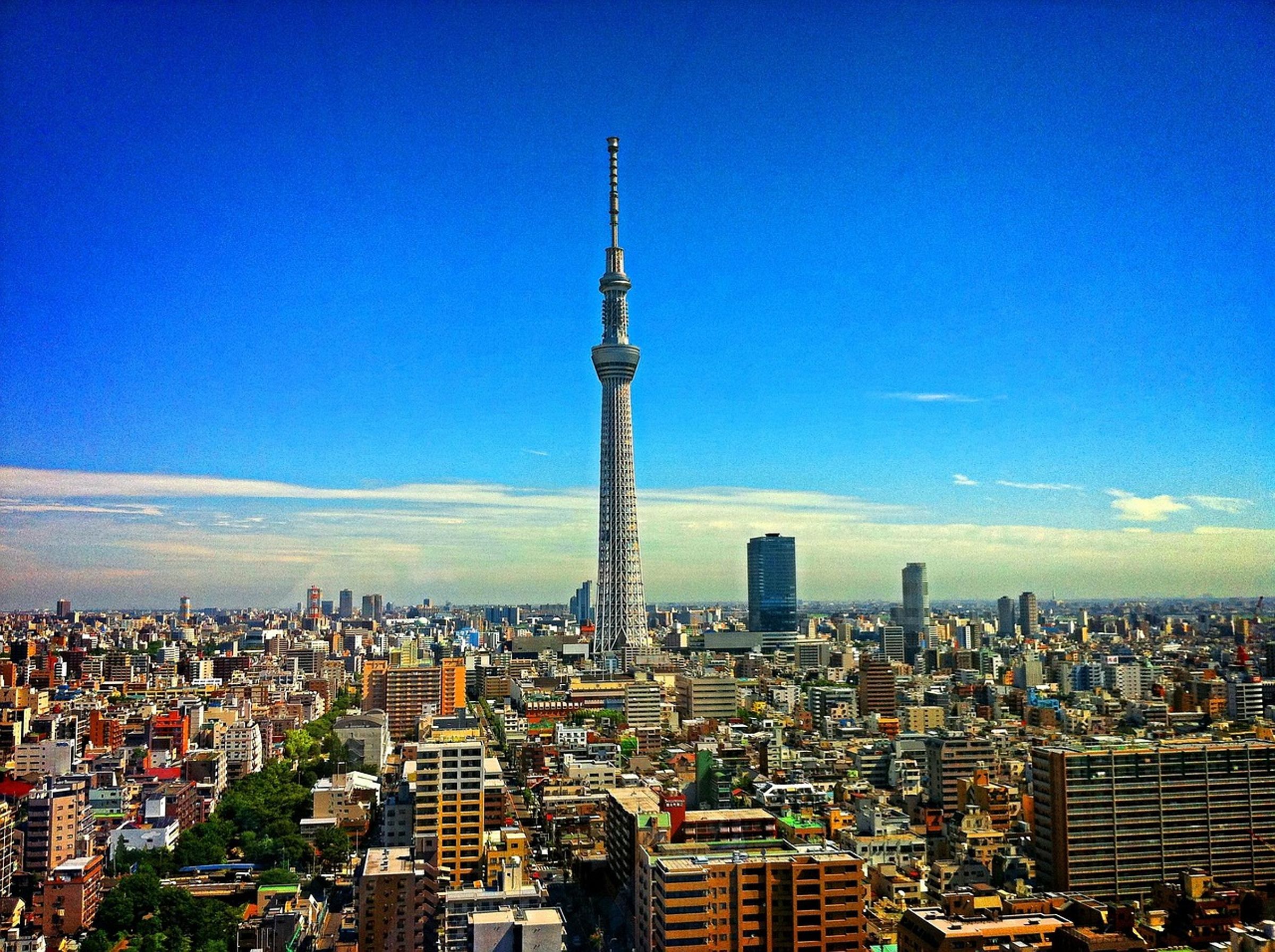 一名男大生徵女生陪玩東京,卻要對方排行程,過程AA制,最後會請燒肉作為回禮;示意圖。(Pixabay/Image by Phongsak Manodee)