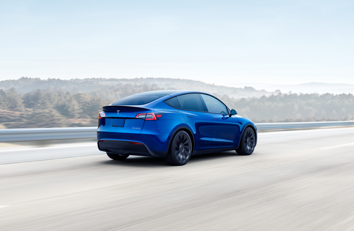 Model Y 再度蟬聯 2024 年電動車銷售冠軍！TESLA深耕台灣八年，已累績逾五萬名台灣車主