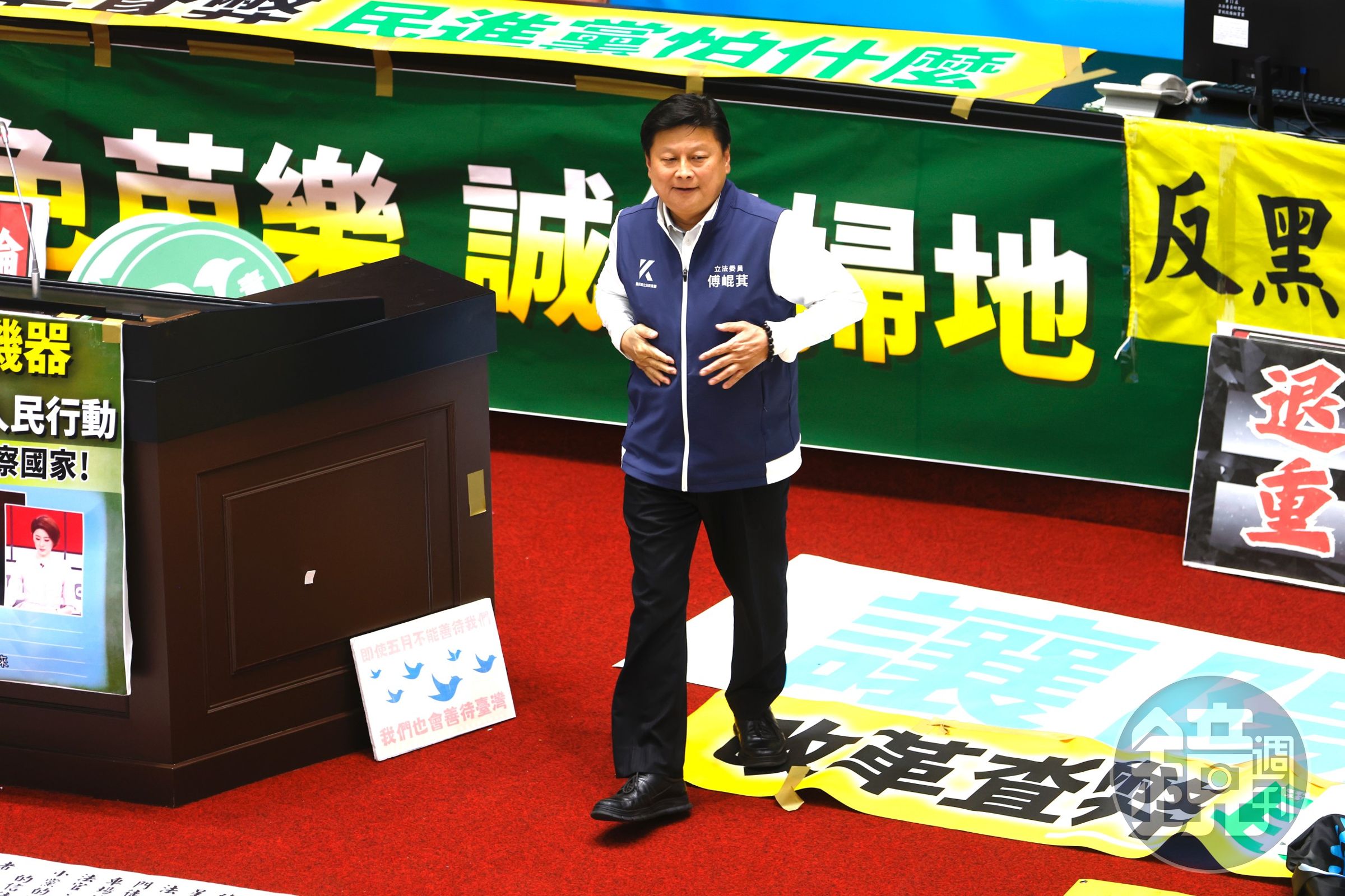 傅崐萁近日在花蓮向鄉親保證，花東交通3法案在7月16日本會期結束前一定會通過。（本刊資料照）