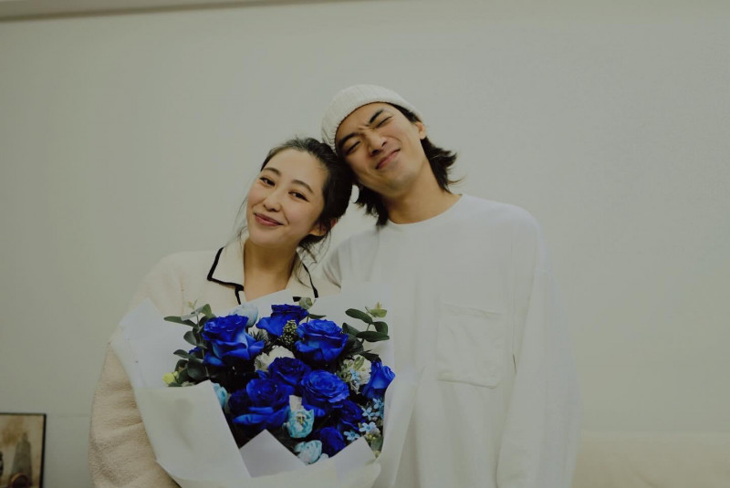 林哲熹和Cindy交往10年以上，攜手走入婚姻。（翻攝自林哲熹臉書）