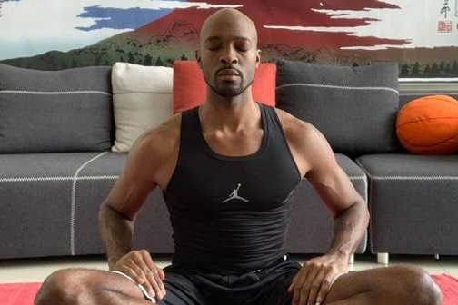 戴維斯是首位自願歸化我國籍的籃球員。（翻攝自戴維斯IG）