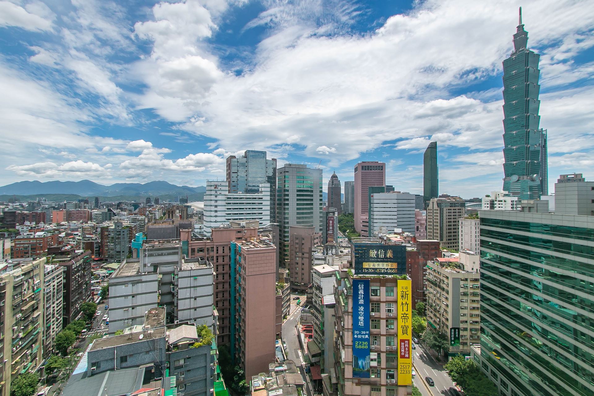 永慶房屋提醒,當人頭「借名登記」風險高,小心賠了信用連房子都保不住。(永慶房屋提供)