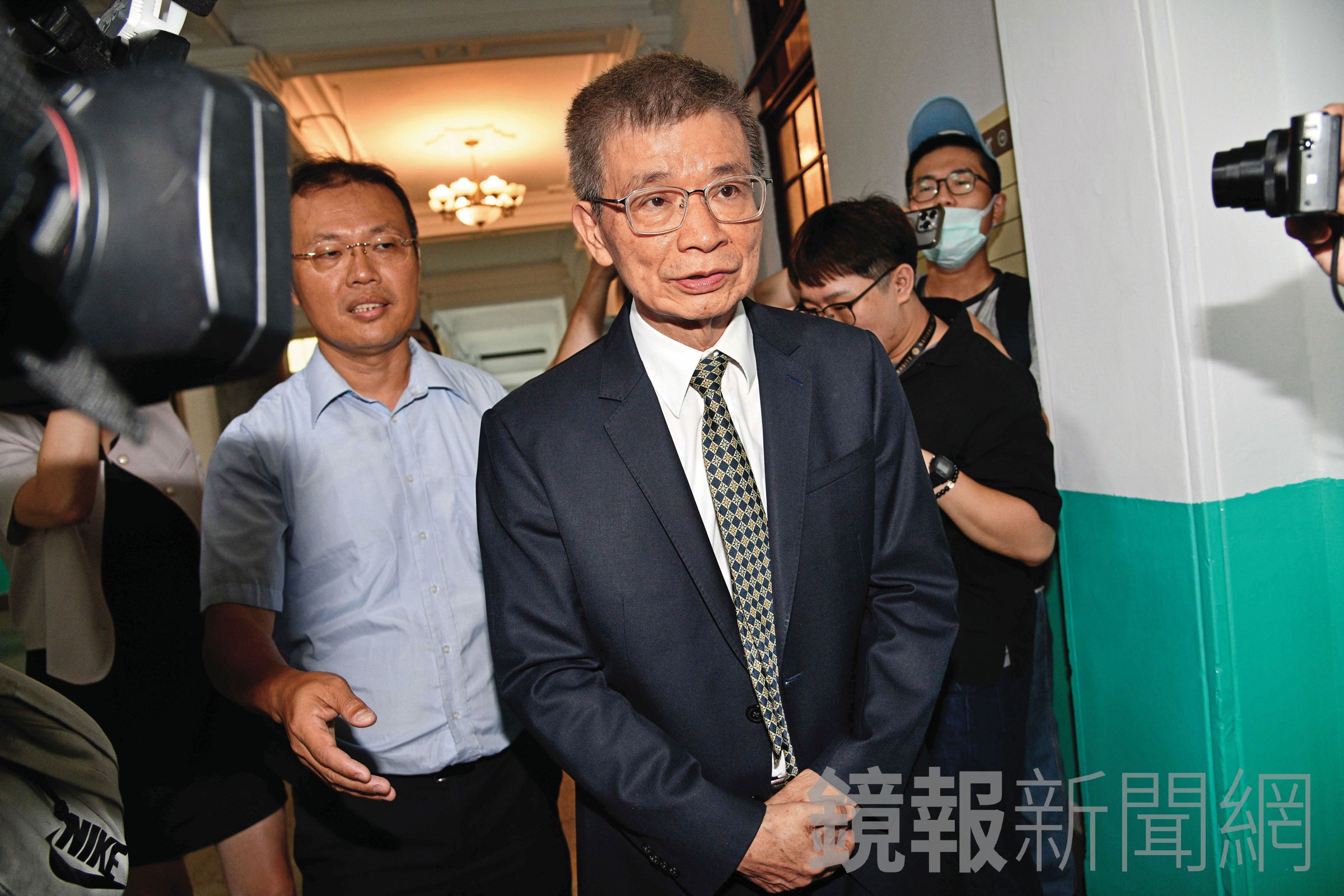 校長吳正己承諾扛責，但輿論風向仍不埋單。（鏡報李智為）