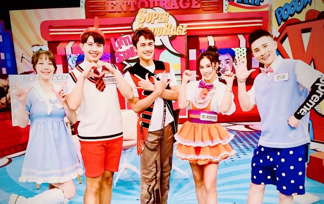 蜻蜓哥哥宋翊彰（中），近年積極培育明日之星。（蜻蜓哥哥提供）