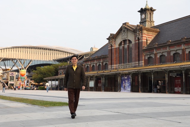 以紅磚巴洛克風格為特色的舊臺中火車站，現為「臺中驛鐵道文化園區」，也值得來走走。