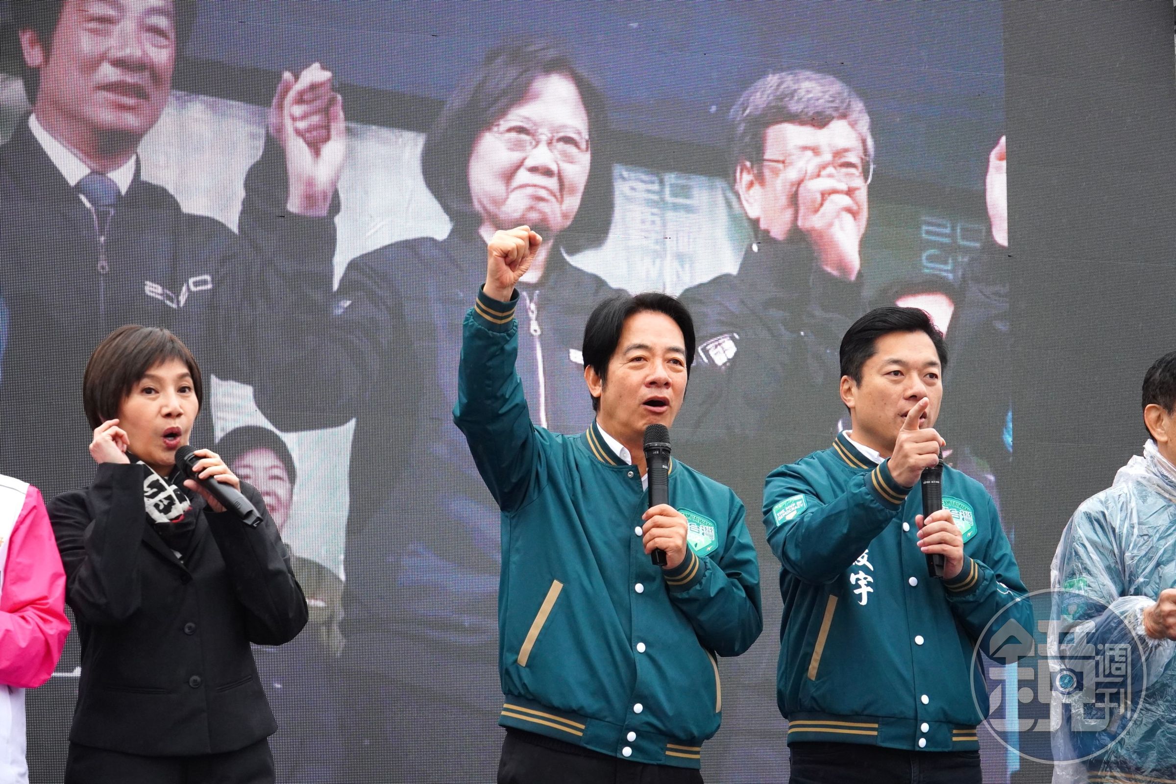 賴清德的環島拼字活動來到宜蘭，與民進黨立委候選人陳俊宇同台造勢。