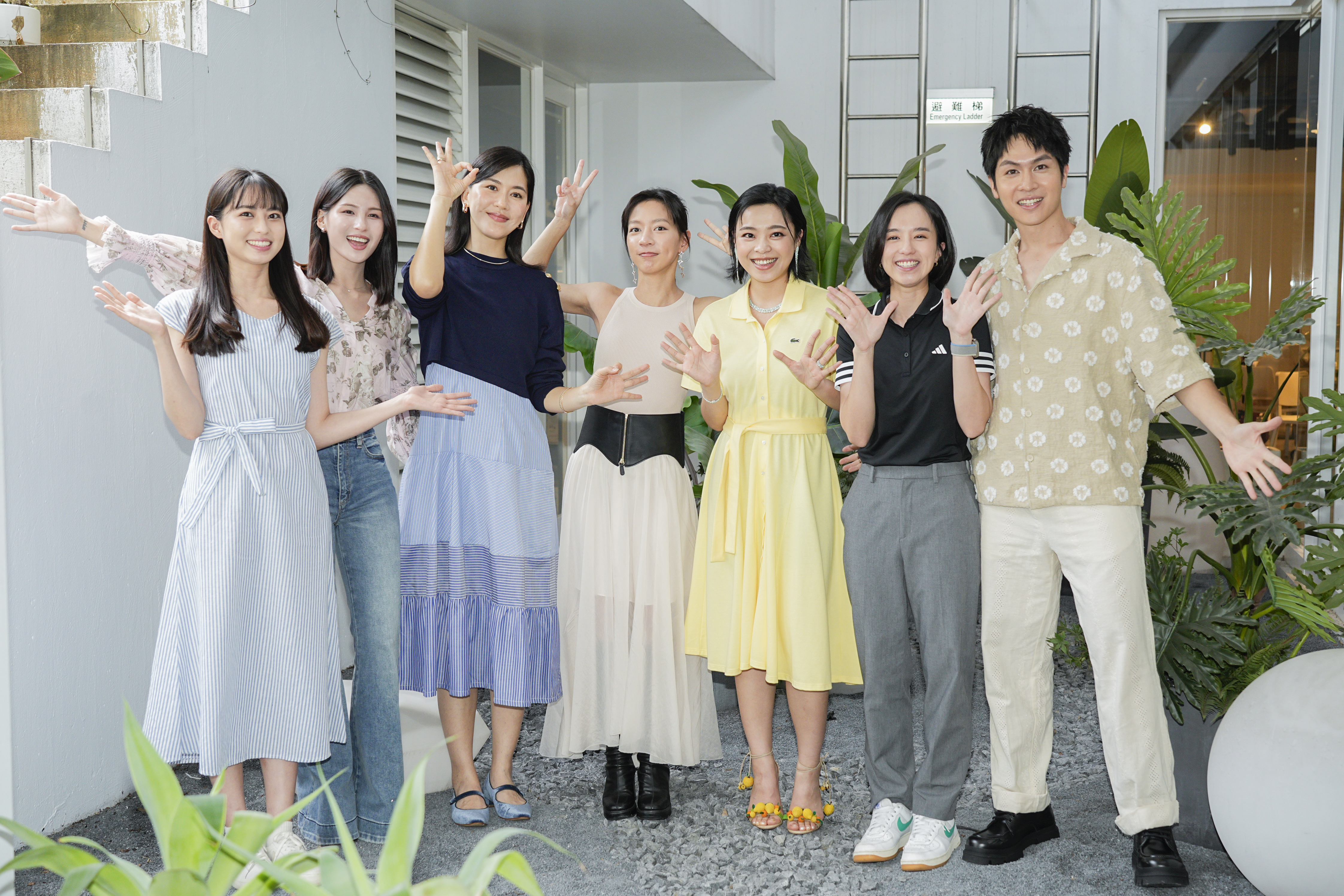 林巧媛、林亭莉、張家慧、陳妤、李夢苡樺、徐愷伶、林孫煜豪出席大愛劇《假日到山裏來看你》媒體茶敘。