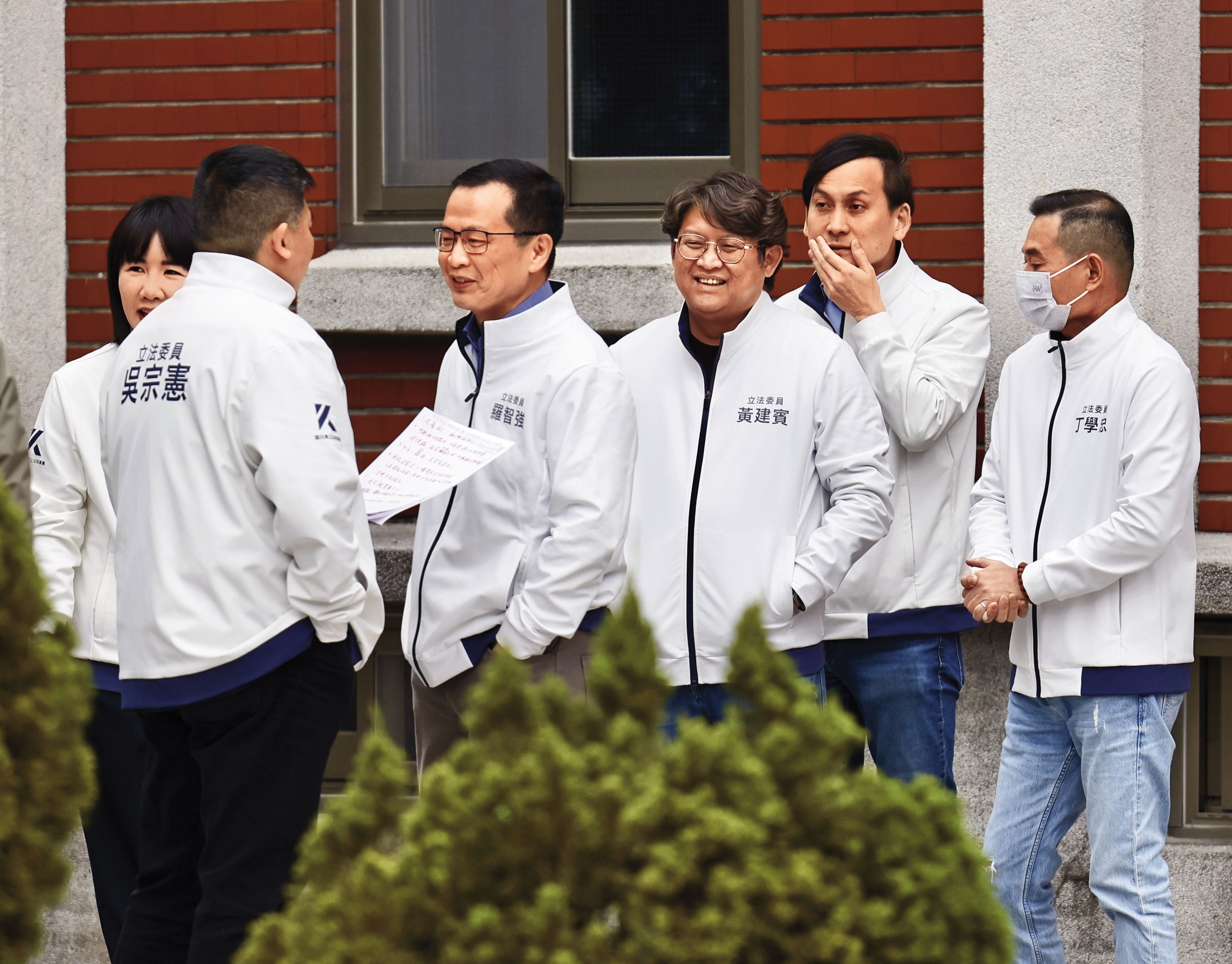 羅智強認為在野黨的主戰場就是國會,黨主席要能帶領立委作戰。