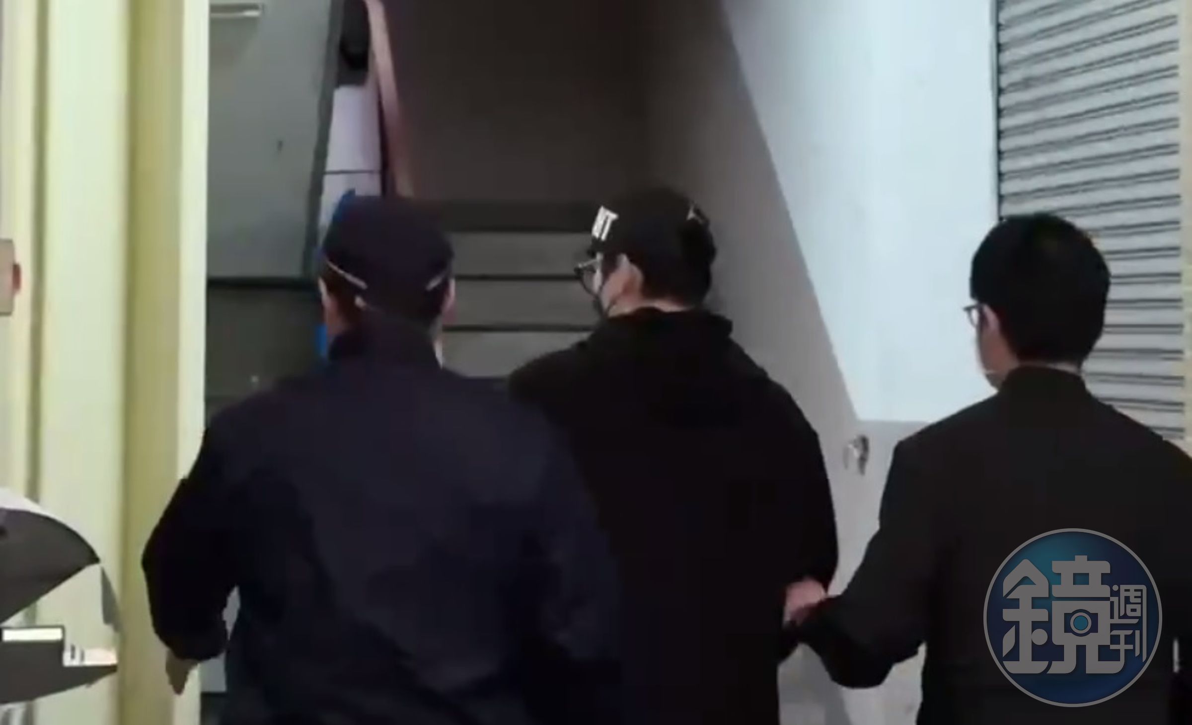 王大陸涉嫌逃兵被轉送新北地檢偵訊。
