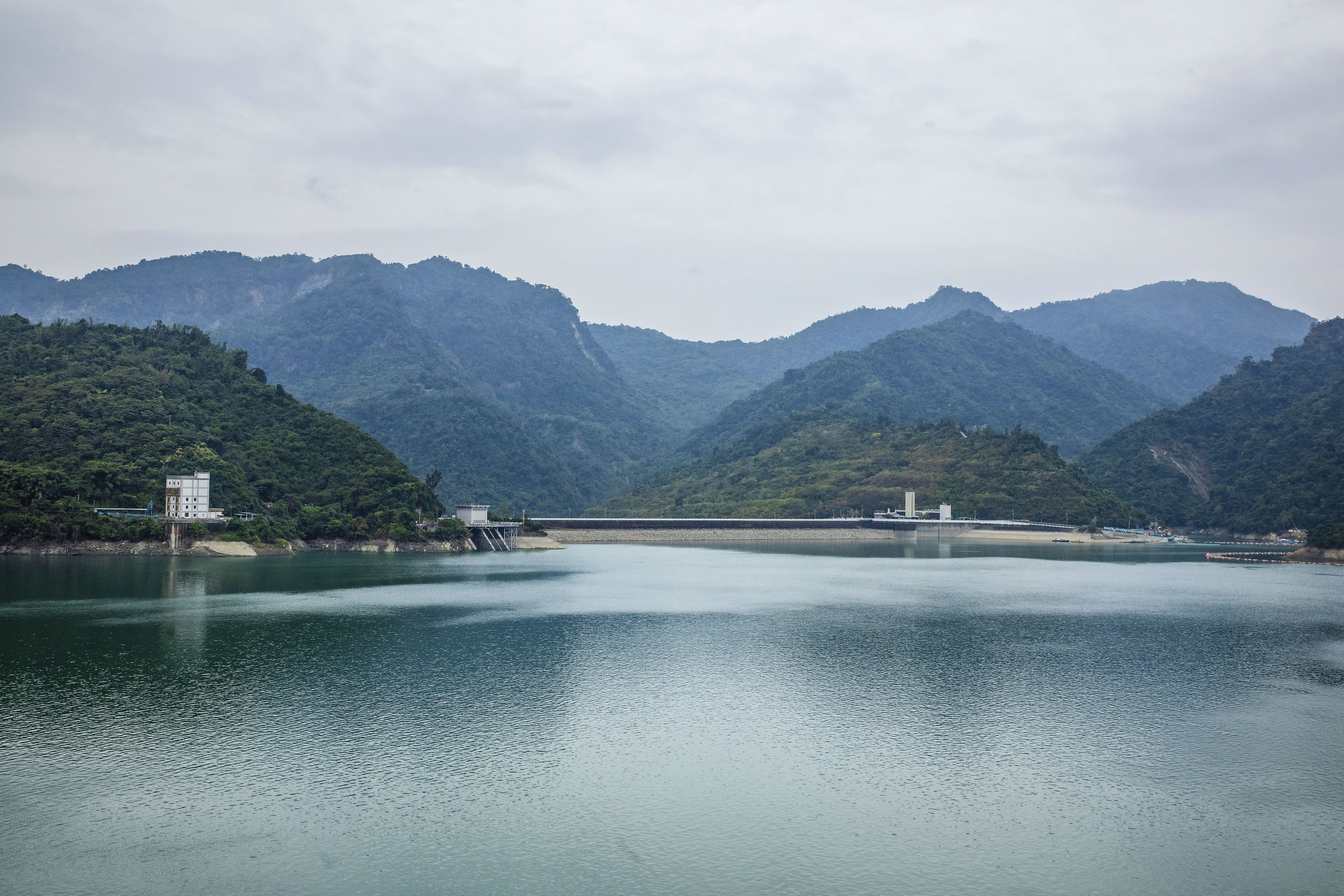 大埔鄉原本最肥沃的土地，現在是曾文水庫淹沒區，僅能從水庫景色與人文中找尋新的出路。