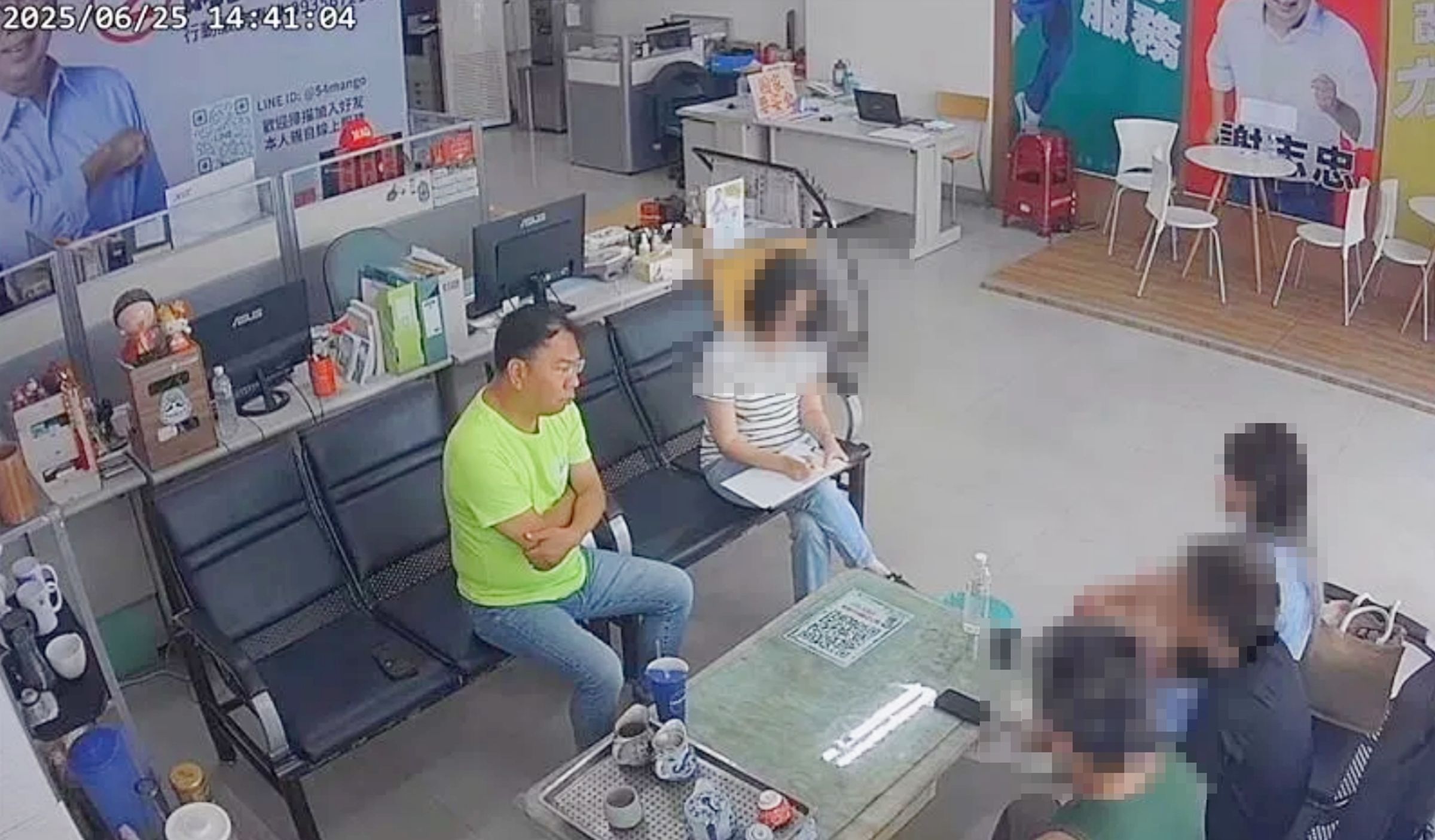 王家3人疑似遭到詐騙後,曾找市議員謝志忠諮詢,但最後一家五口仍走上絕路。(翻攝畫面)