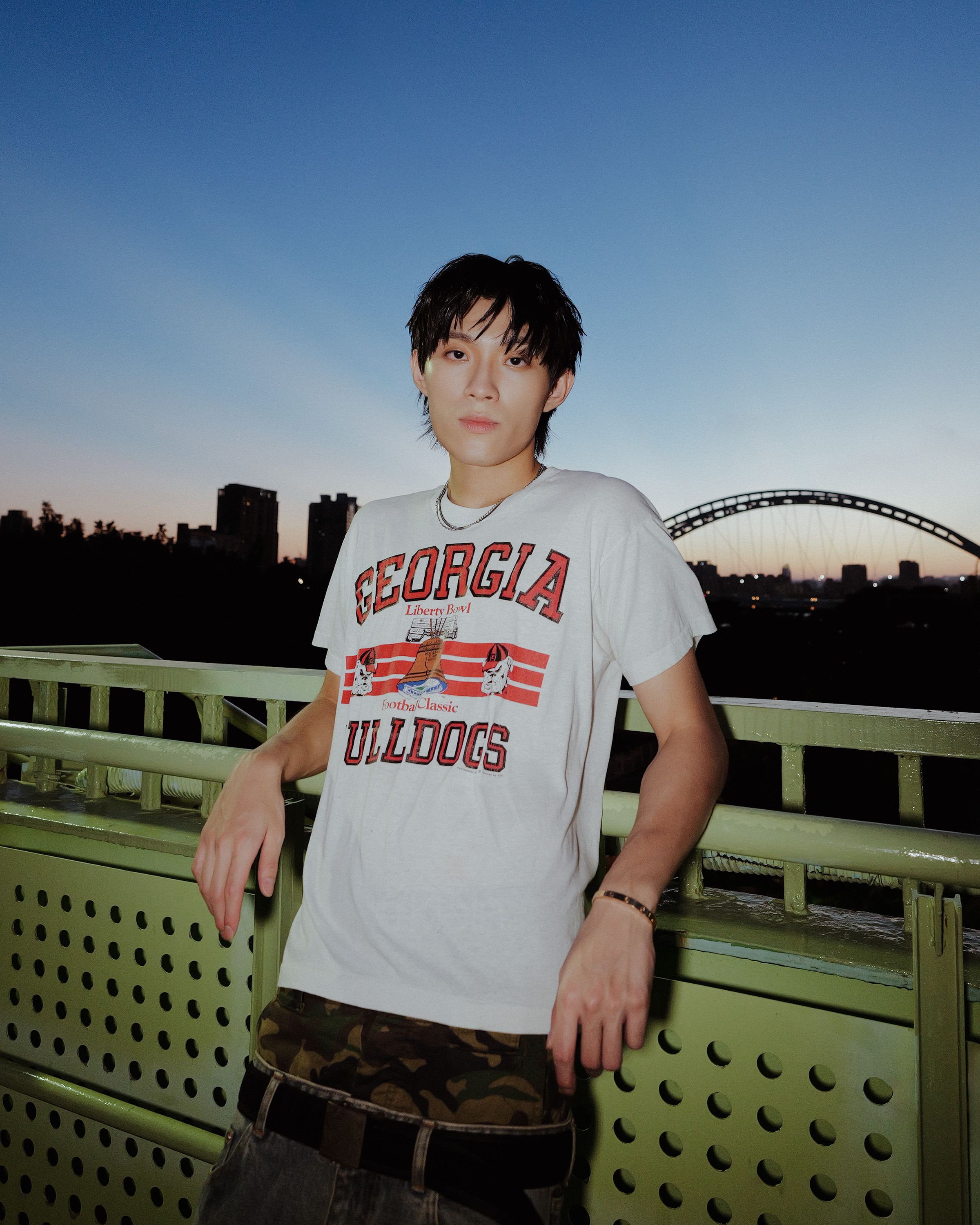 面對分手,Juice Boy不是果斷決絕的「秒刪派」。(圖/華納音樂提供)