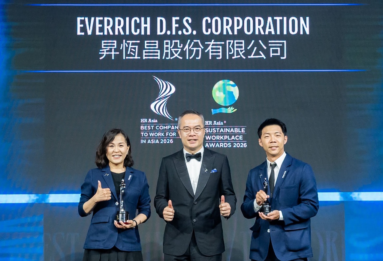 昇恆昌免稅商店今年三度榮獲《HR Asia》「亞洲最佳企業雇主獎」,並二度摘下「職場永續獎」。
(昇恆昌免稅商店提供)