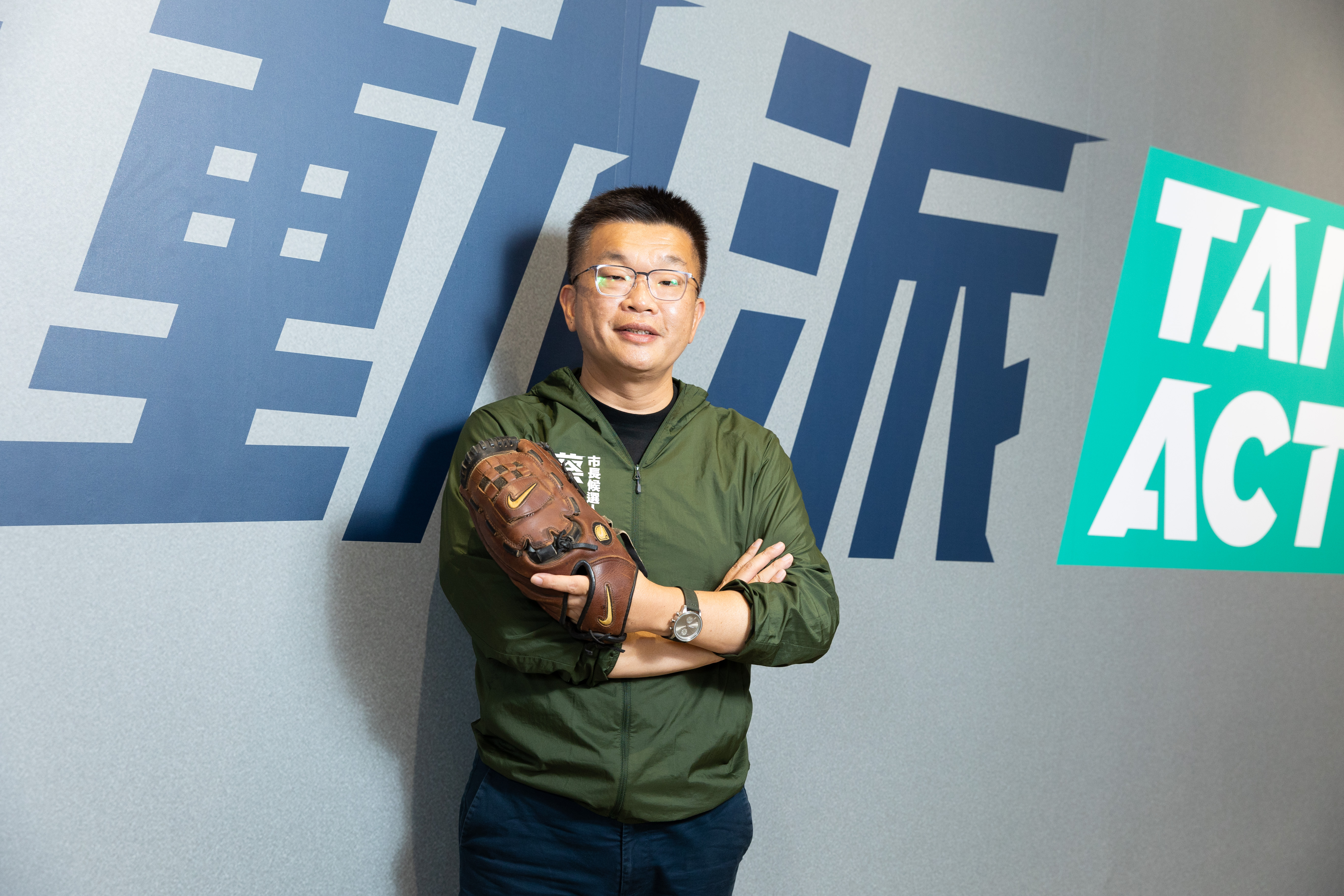 中職會長蔡其昌3年任期於今年到期，中職6球團18日發表聯合聲明表示，希望他能夠連任。（本刊資料照）