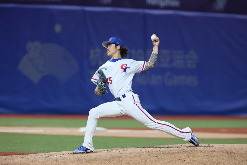 台灣隊今天的先發陣容曝光，由林昱珉（圖）擔任先發投手，手感火燙的林安可擔任第四棒。（中華奧會提供）