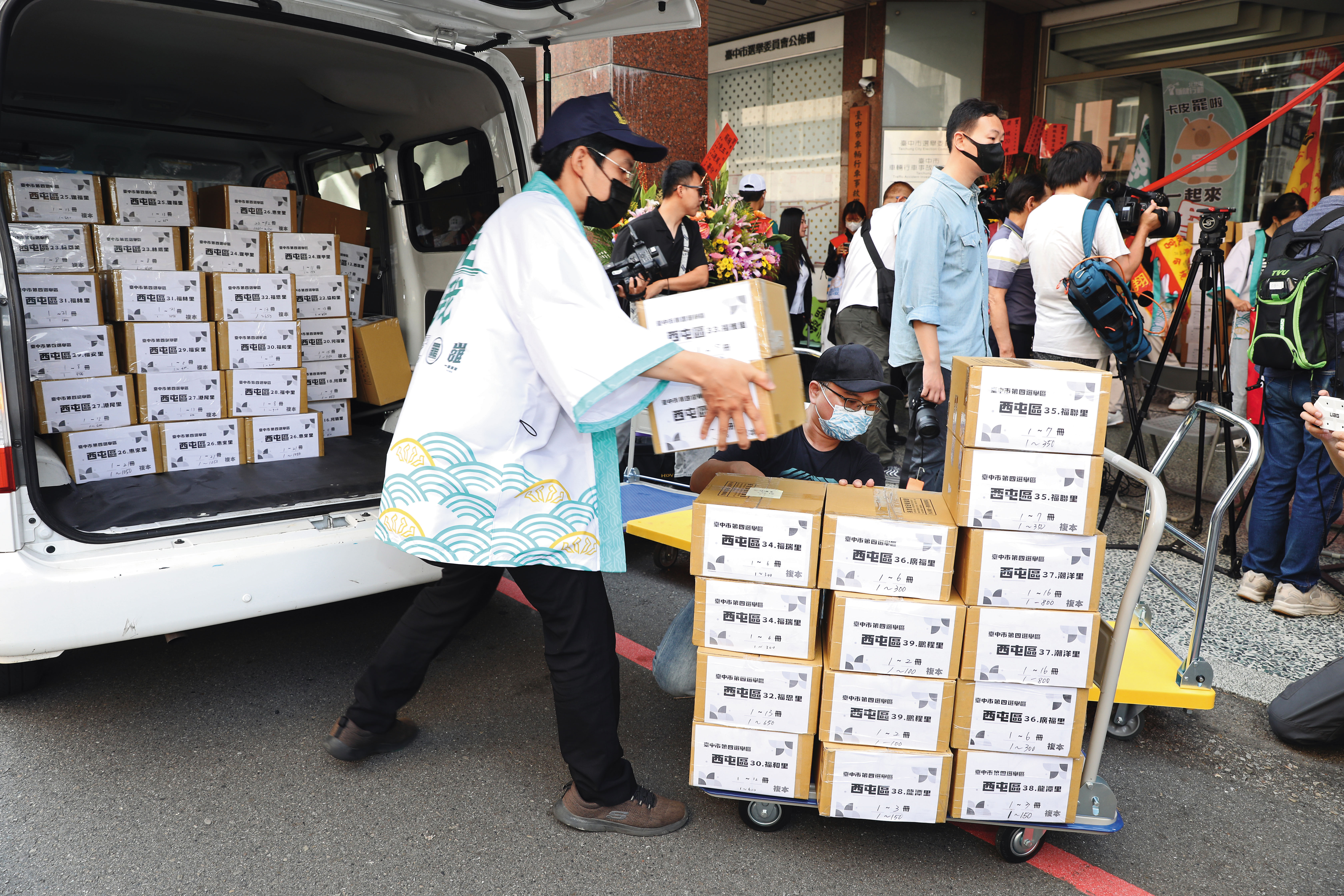 台中罷團5日送件，以高達成率、高連署數量刷新紀錄。