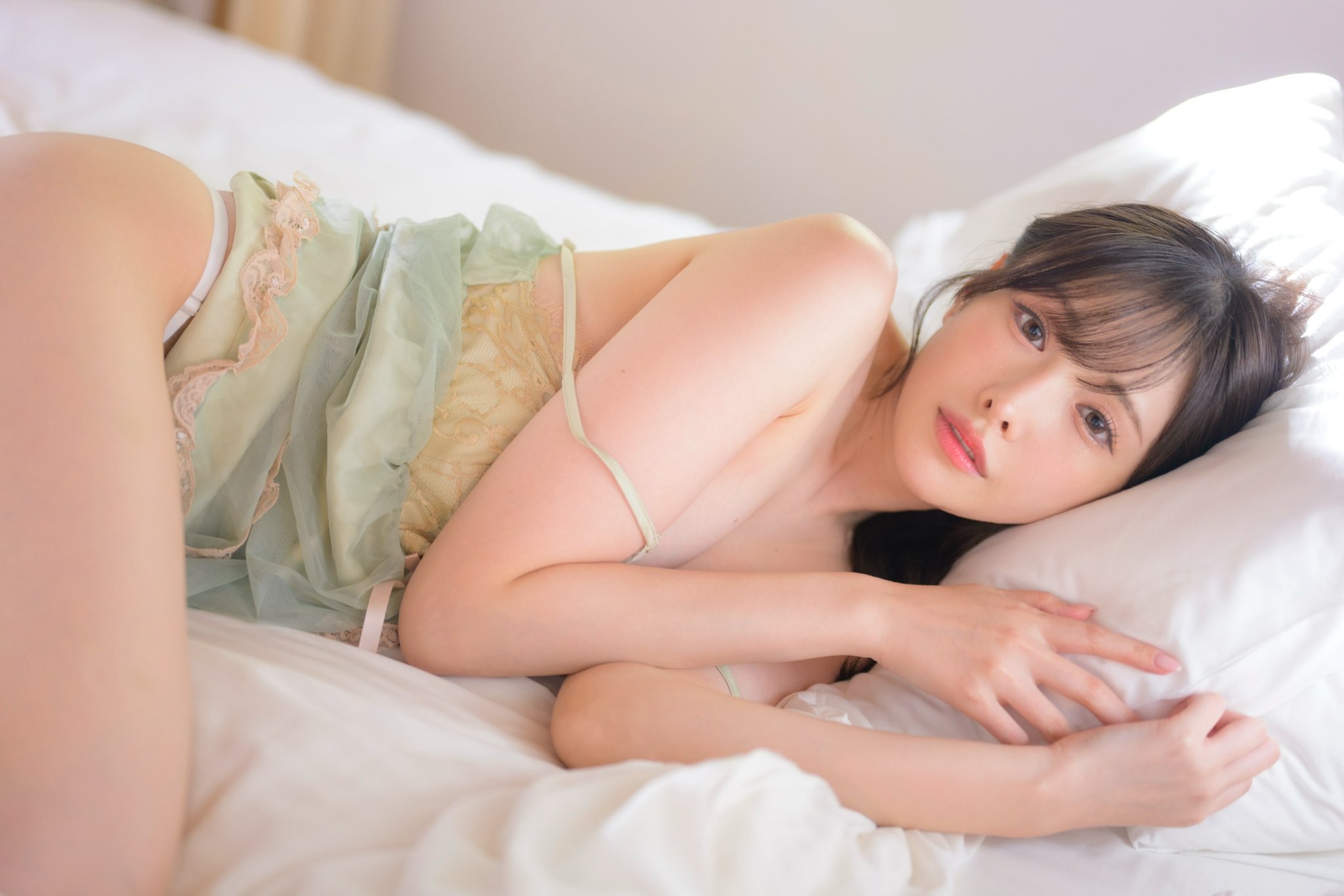 人氣AV女優新有菜宣布將在2025年底引退。（翻攝自X@Arina_aa9）